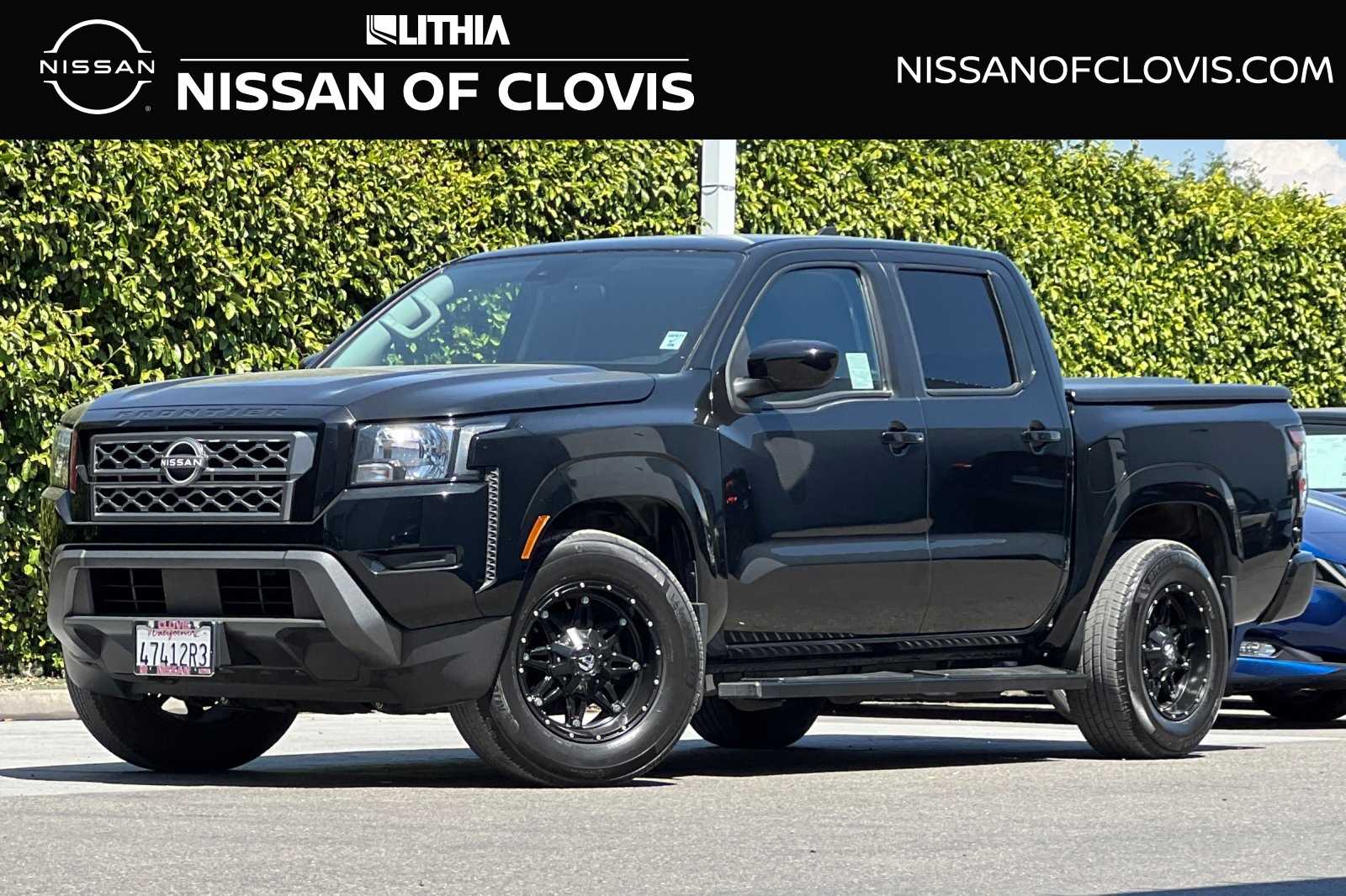 2023 Nissan Frontier SV