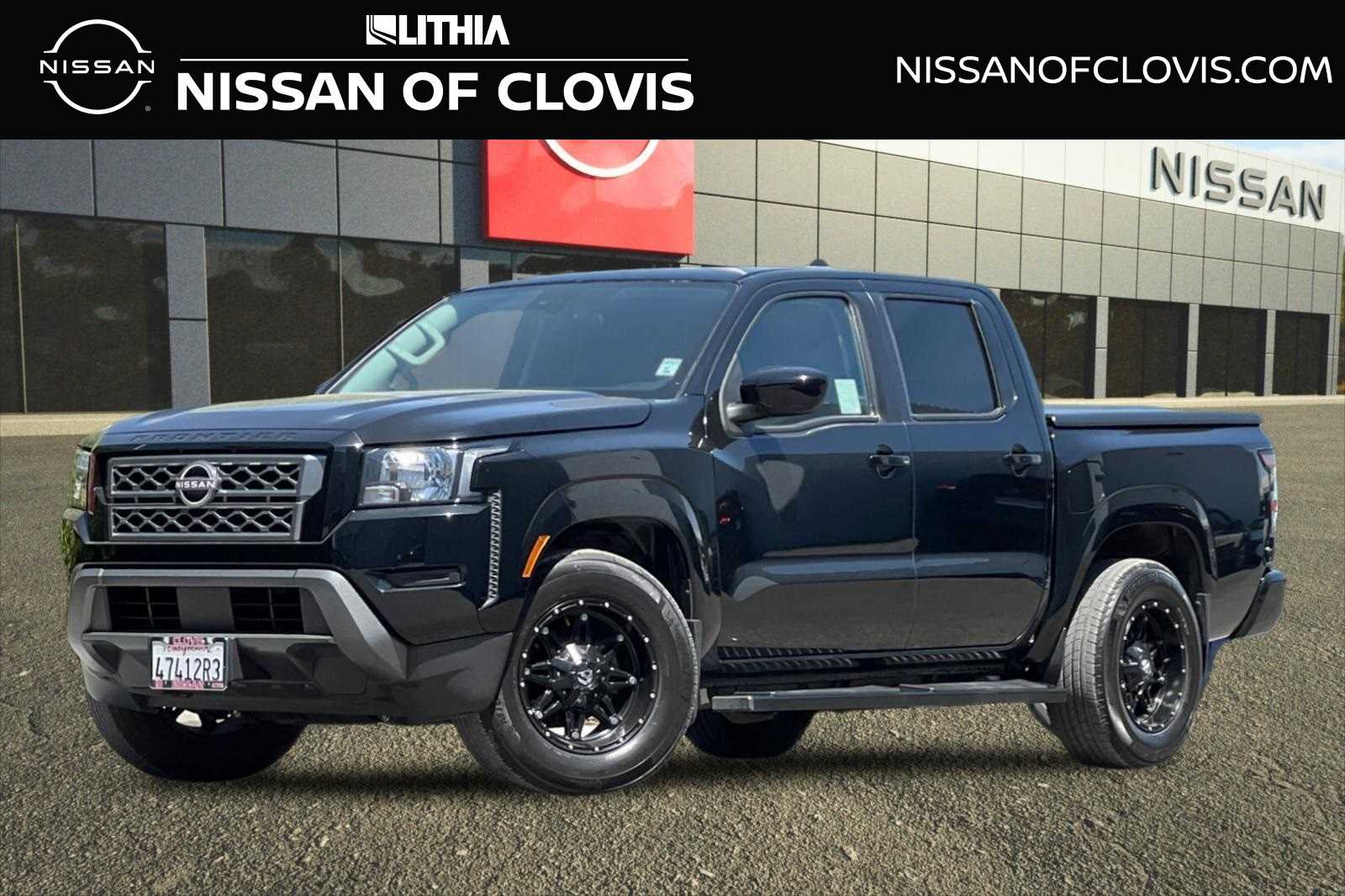 2023 Nissan Frontier SV