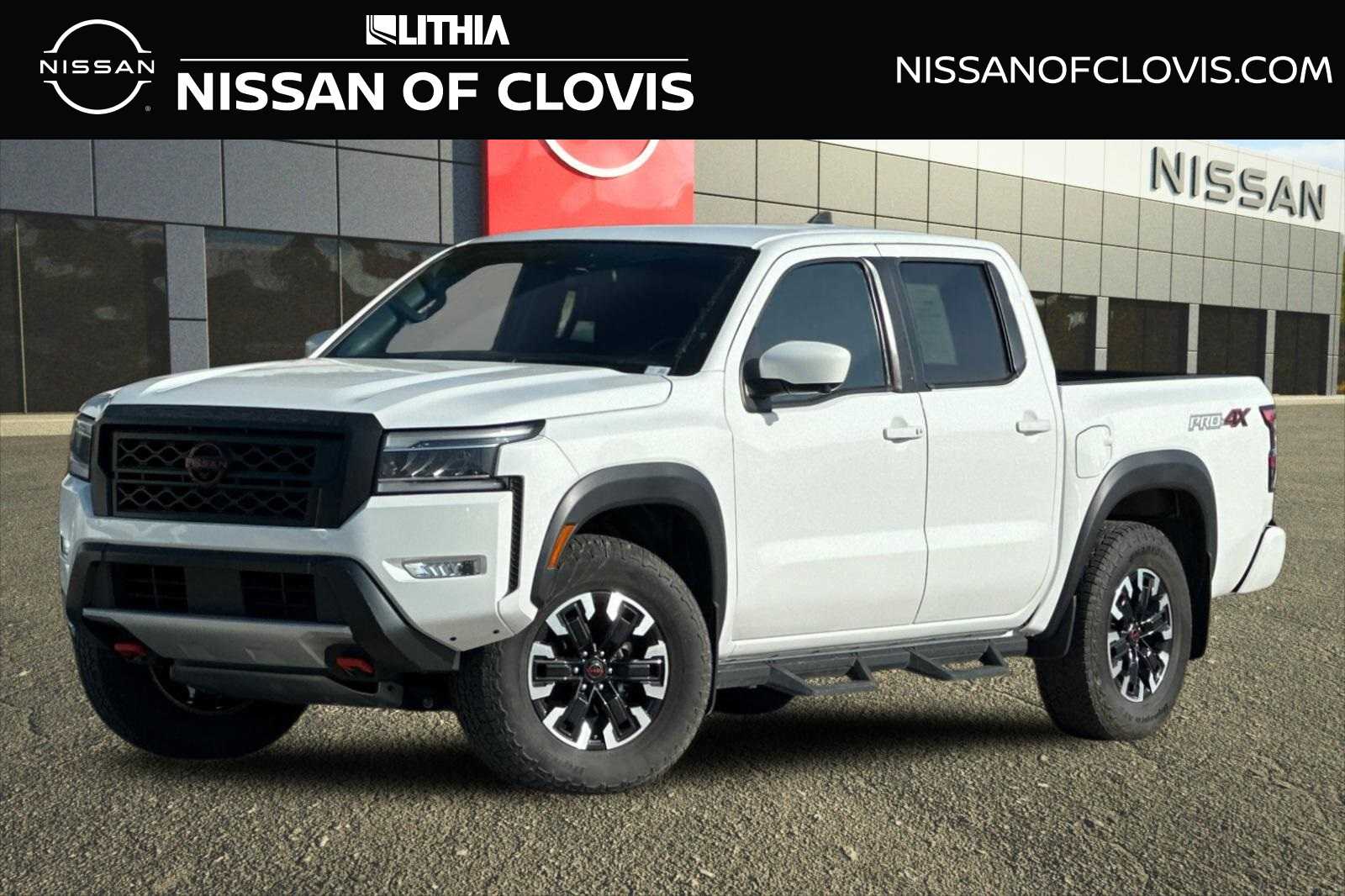 2023 Nissan Frontier PRO-4X's photo