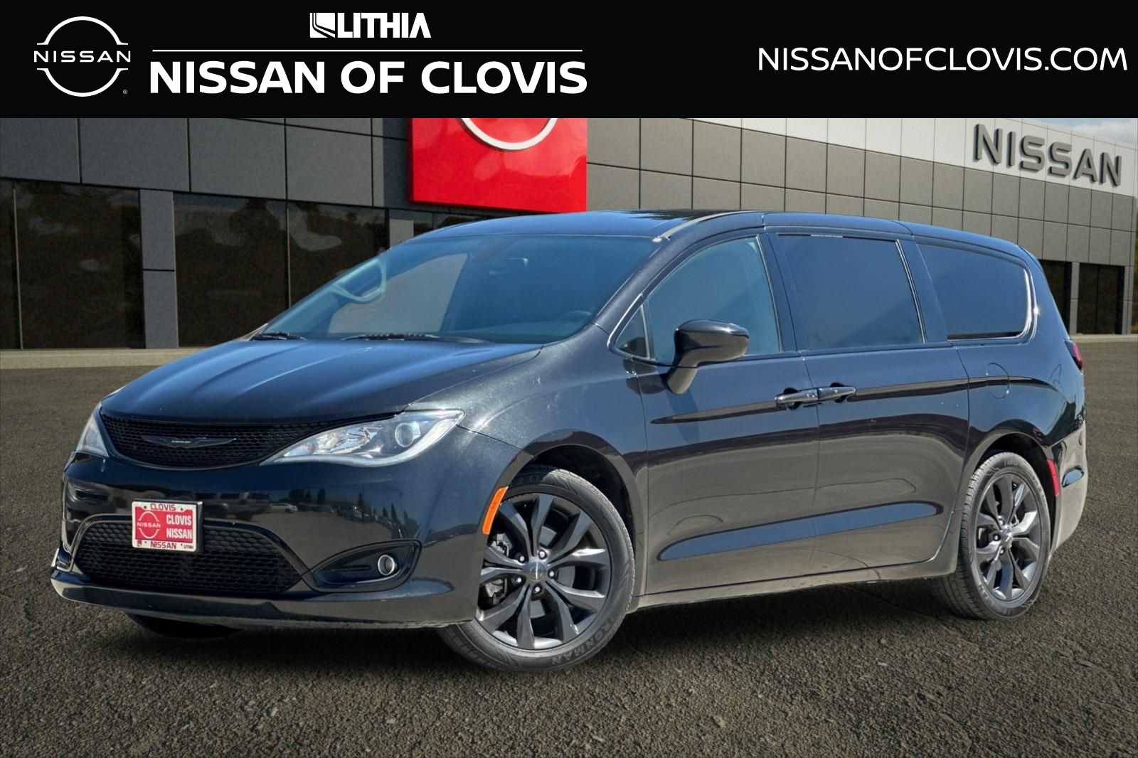 2020 Chrysler Pacifica Touring