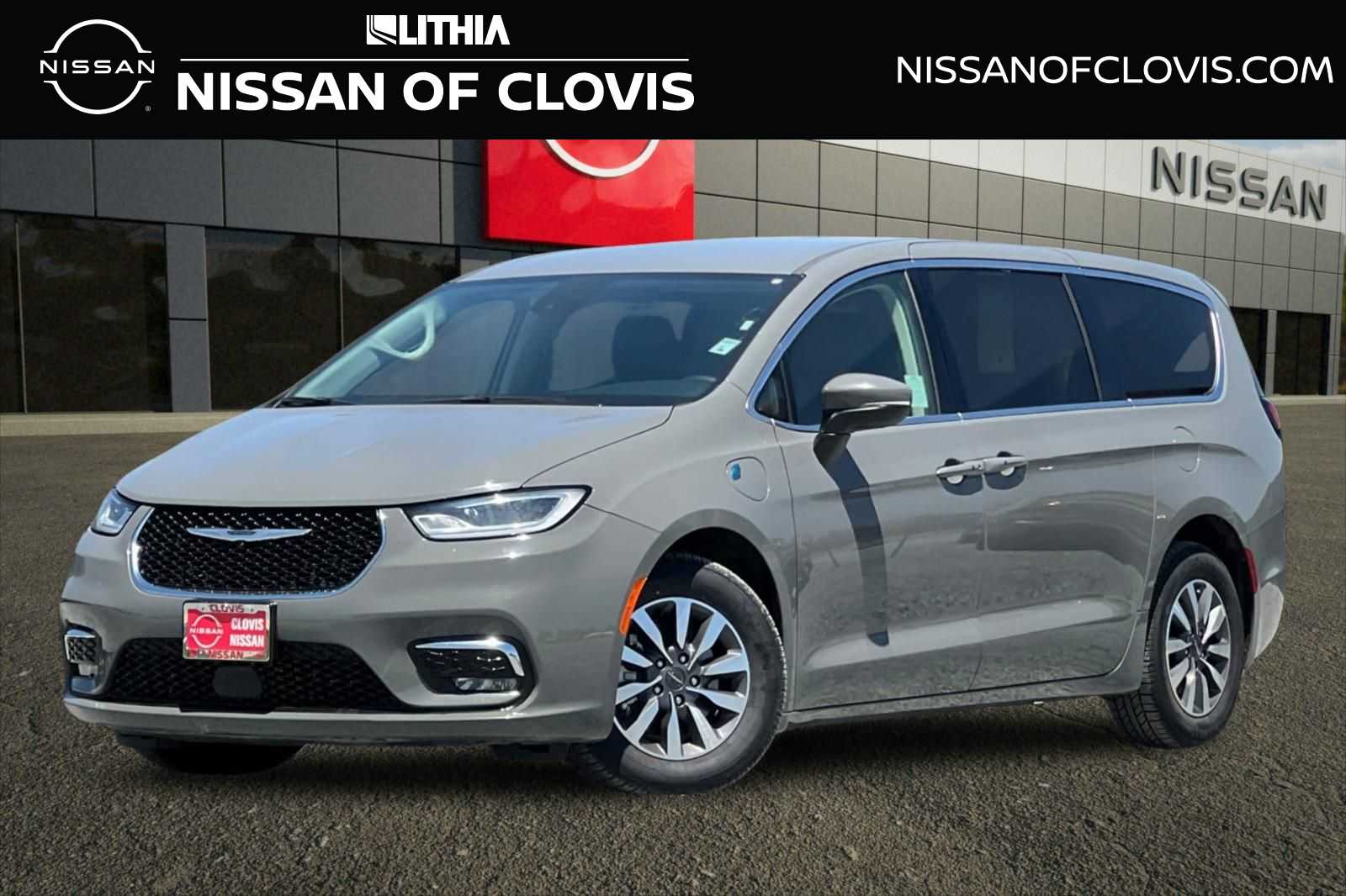 2023 Chrysler Pacifica Hybrid Touring L