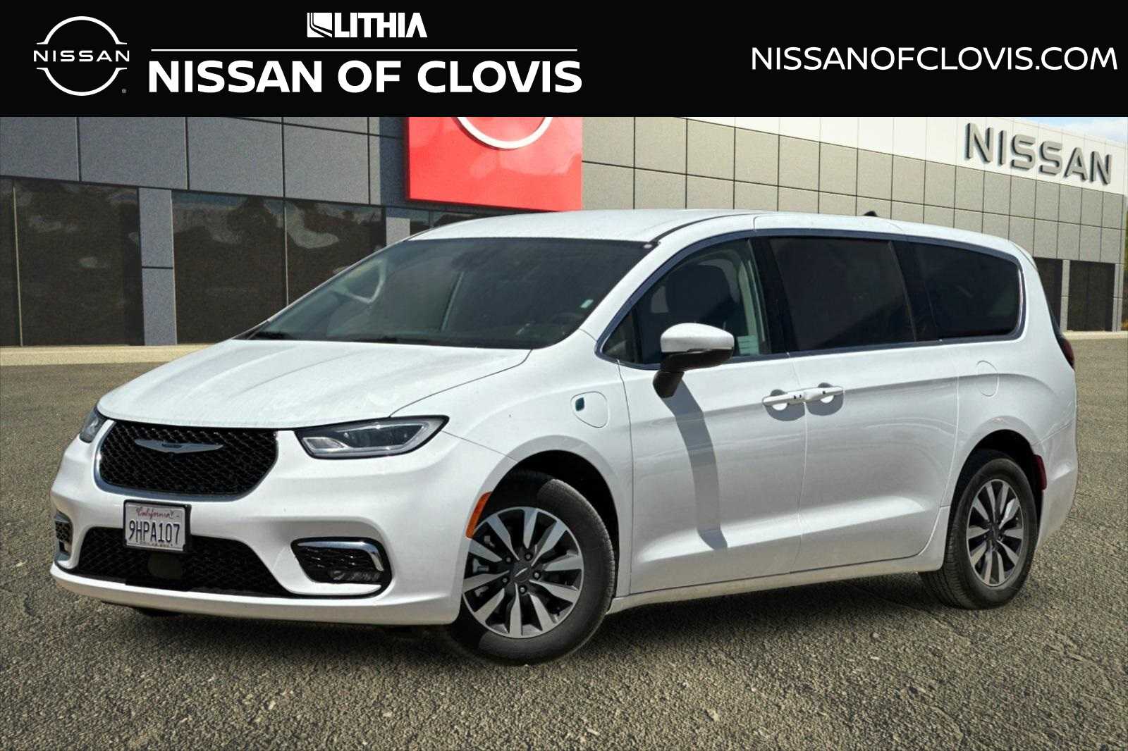 2023 Chrysler Pacifica Hybrid Touring L