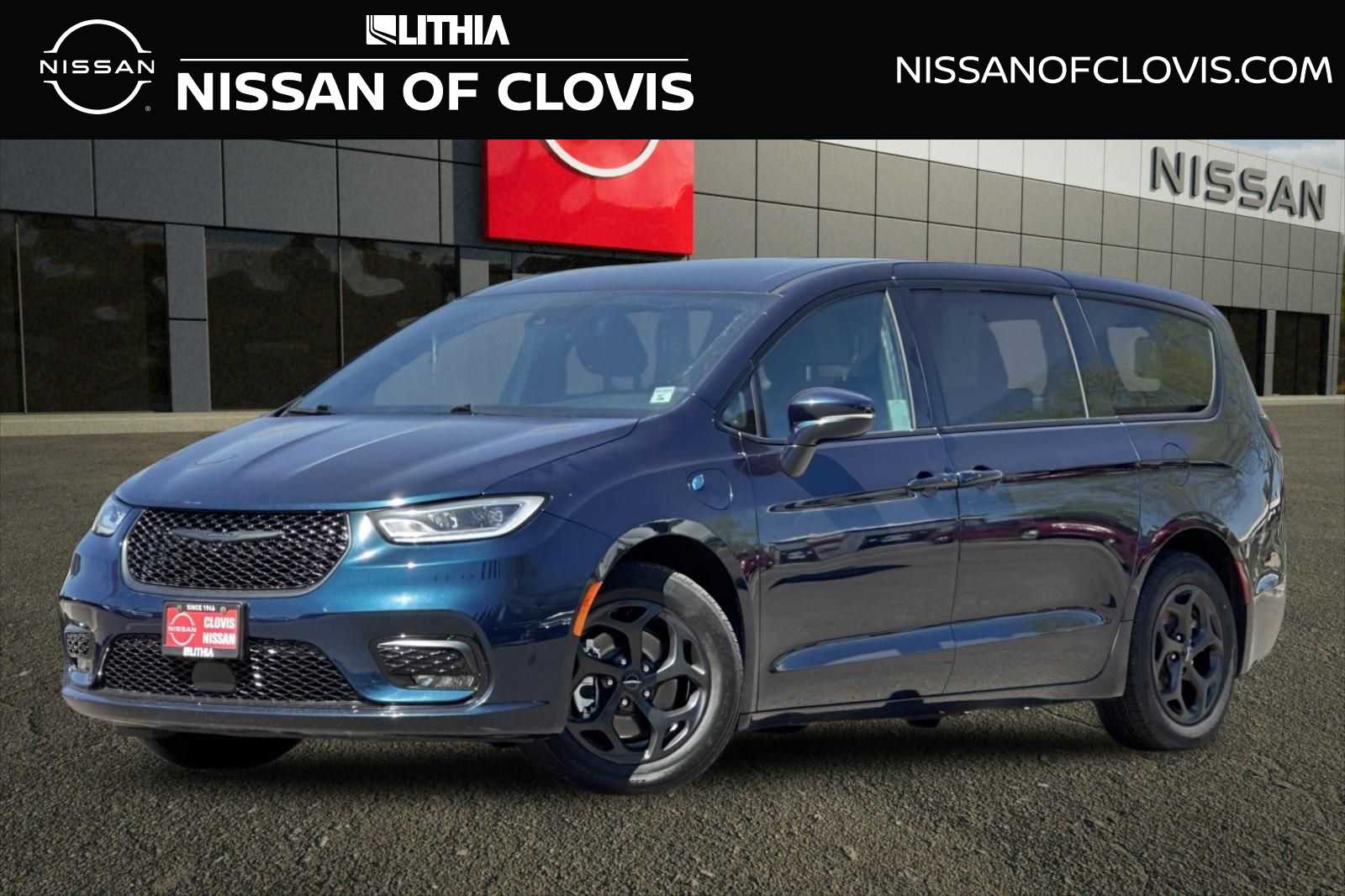 2022 Chrysler Pacifica Hybrid Touring L Hybrid's photo