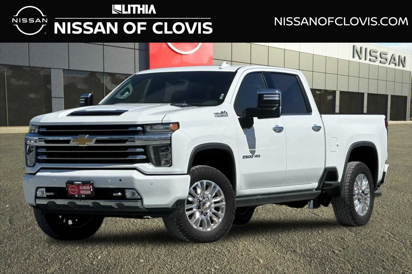 Summit White 2022 Chevrolet Silverado 2500HD High Country Crew Cab 4WD Pickup Truck Four-Wheel Drive Automatic