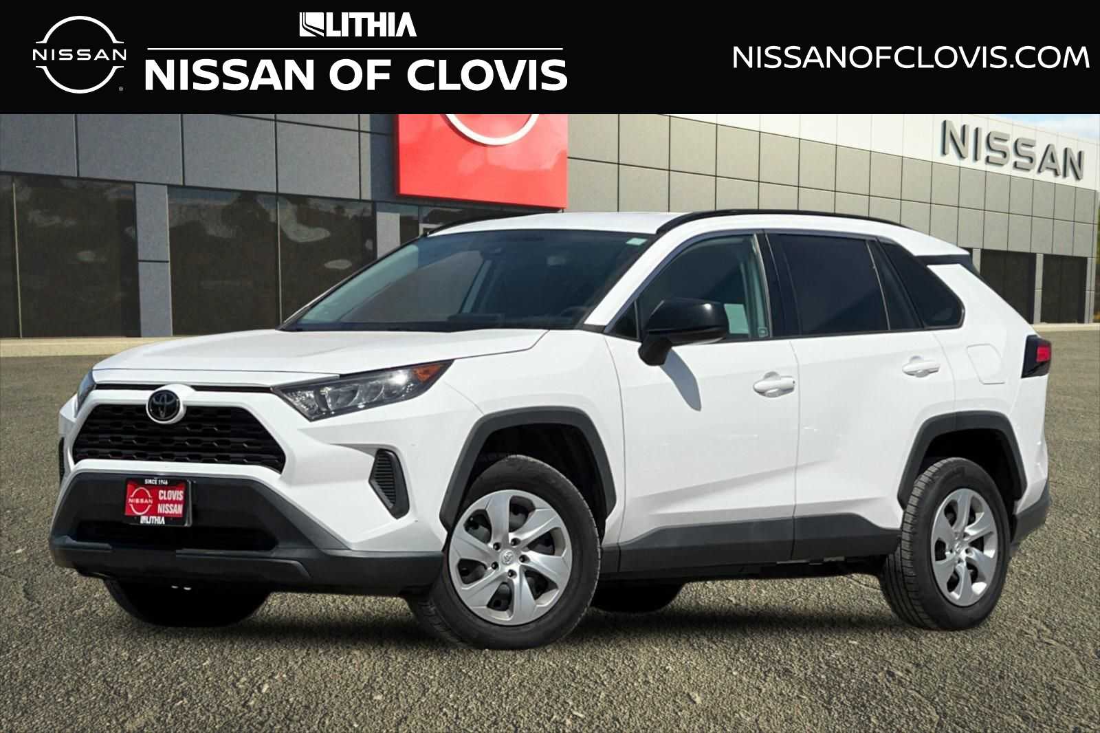 2019 Toyota RAV4 LE FWD's photo