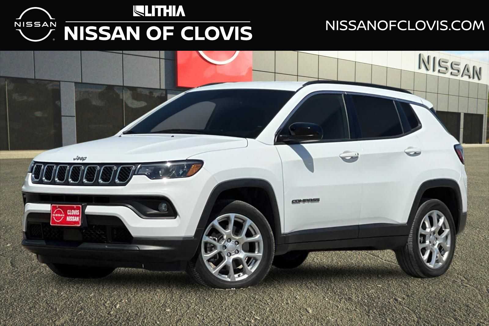 2023 Jeep Compass Latitude Lux 4X4's photo