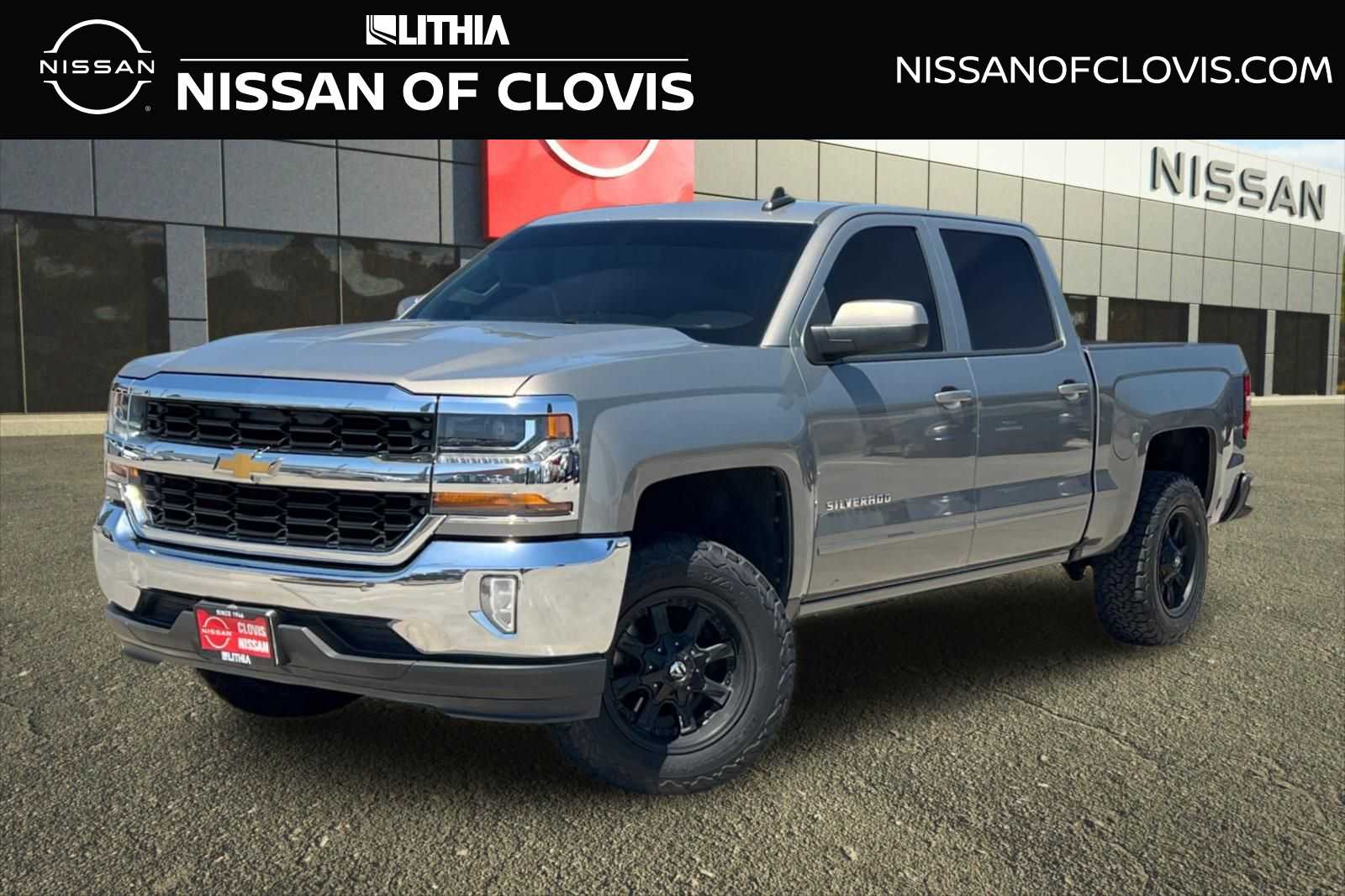 2017 Chevrolet Silverado 1500 LT Crew Cab Short Box's photo