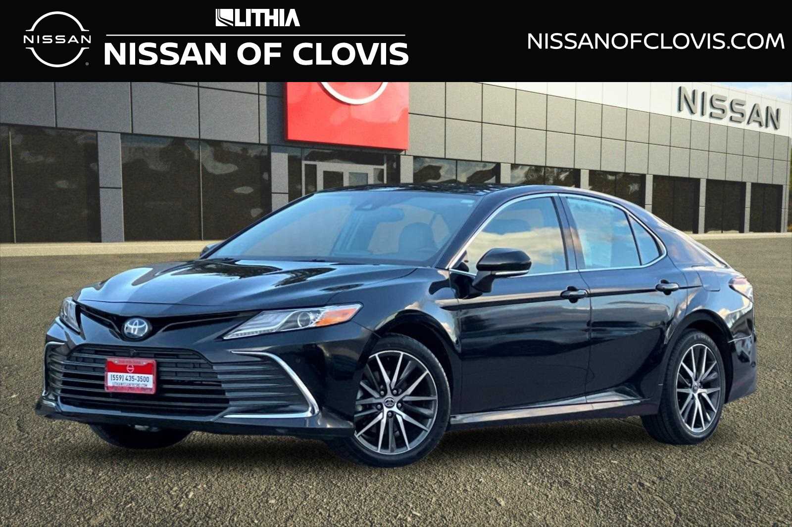 2023 Toyota Camry Hybrid XLE