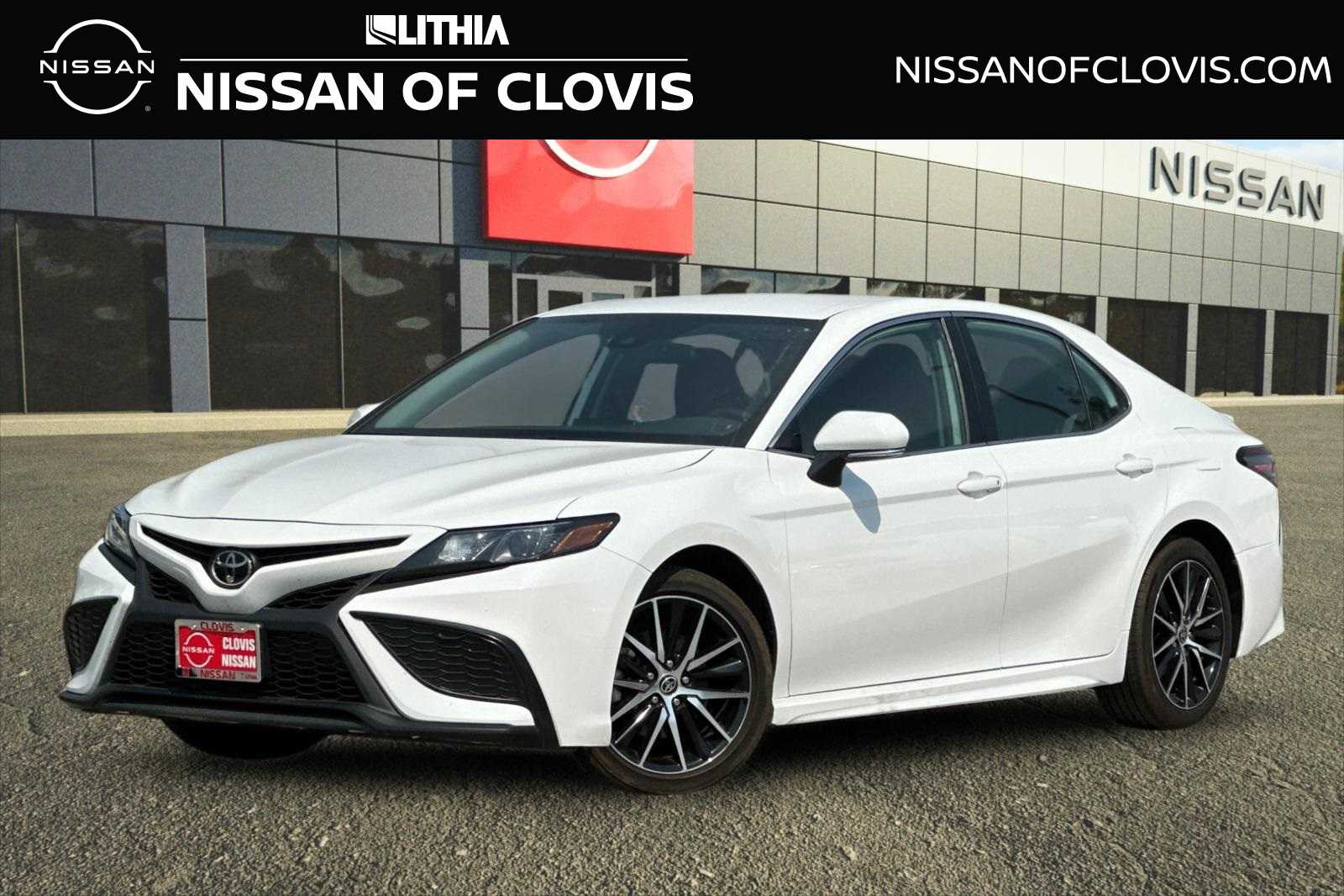 2024 Toyota Camry SE