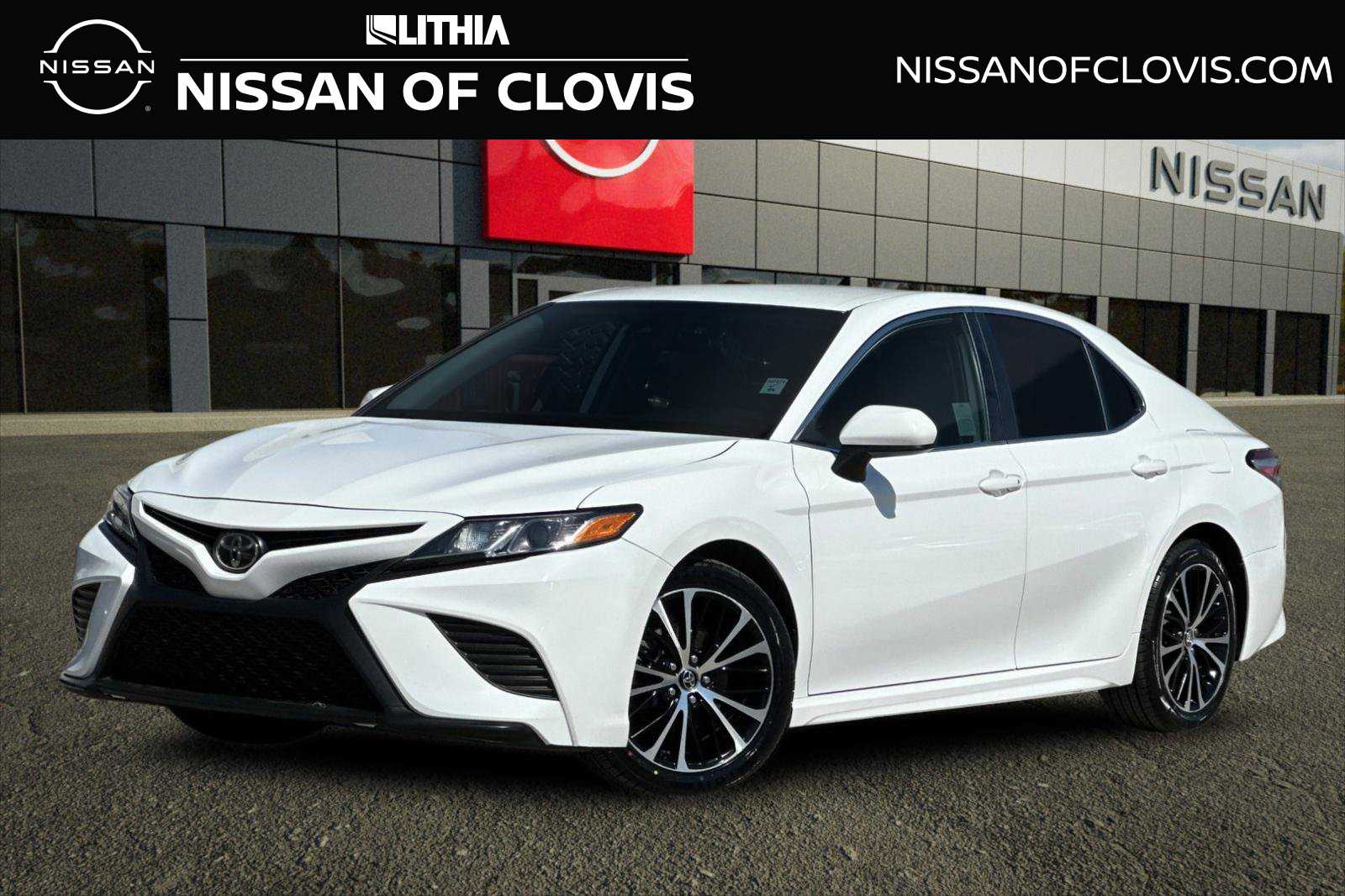 2020 Toyota Camry SE