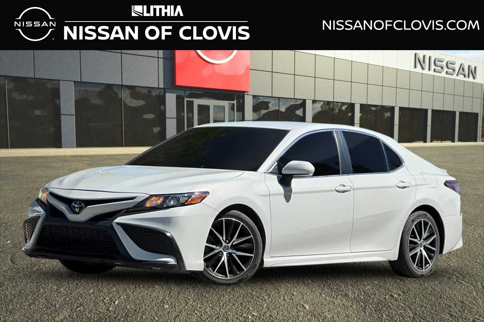 2022 Toyota Camry SE