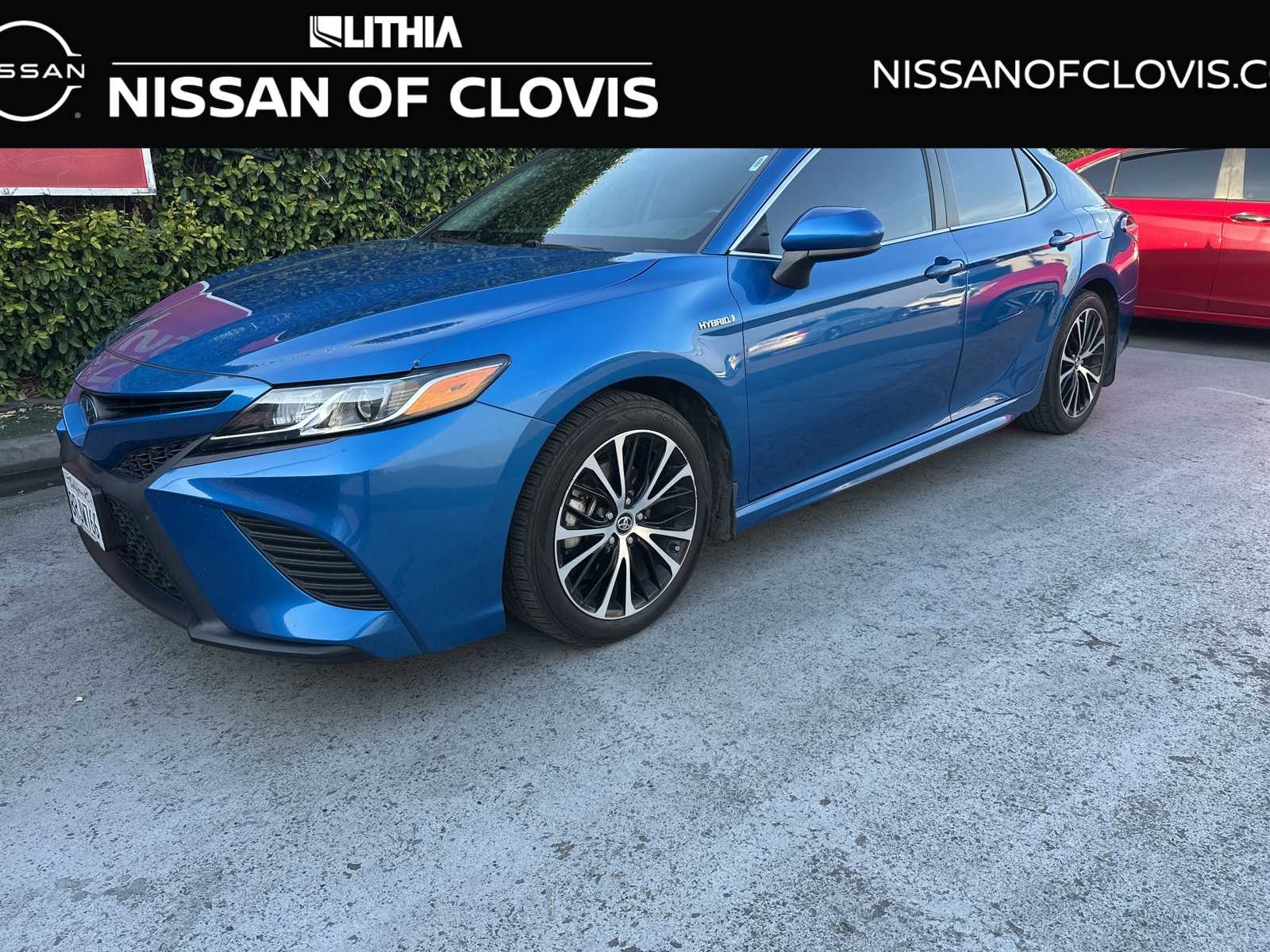 2020 Toyota Camry Hybrid SE
