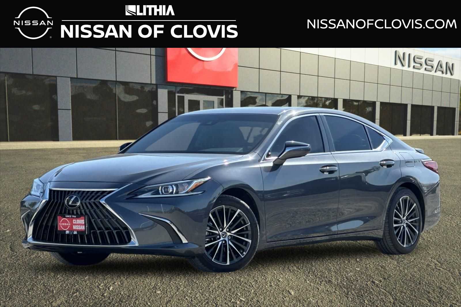 2025 Lexus ES 300h 