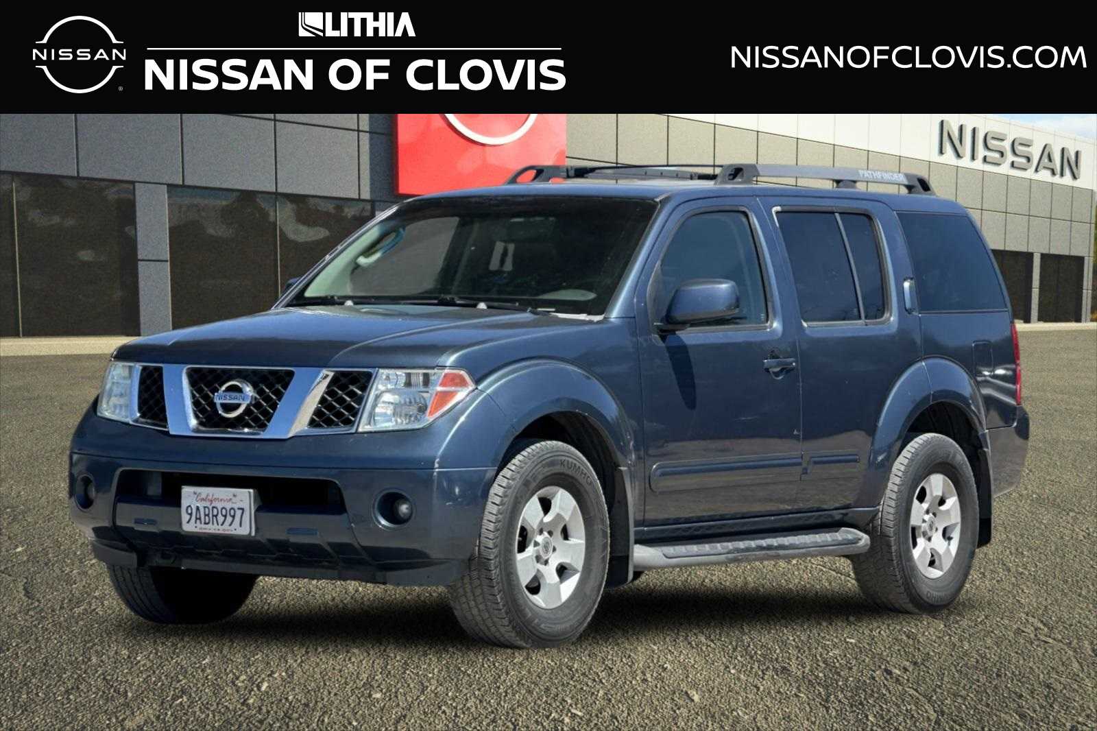 2006 Nissan Pathfinder SE