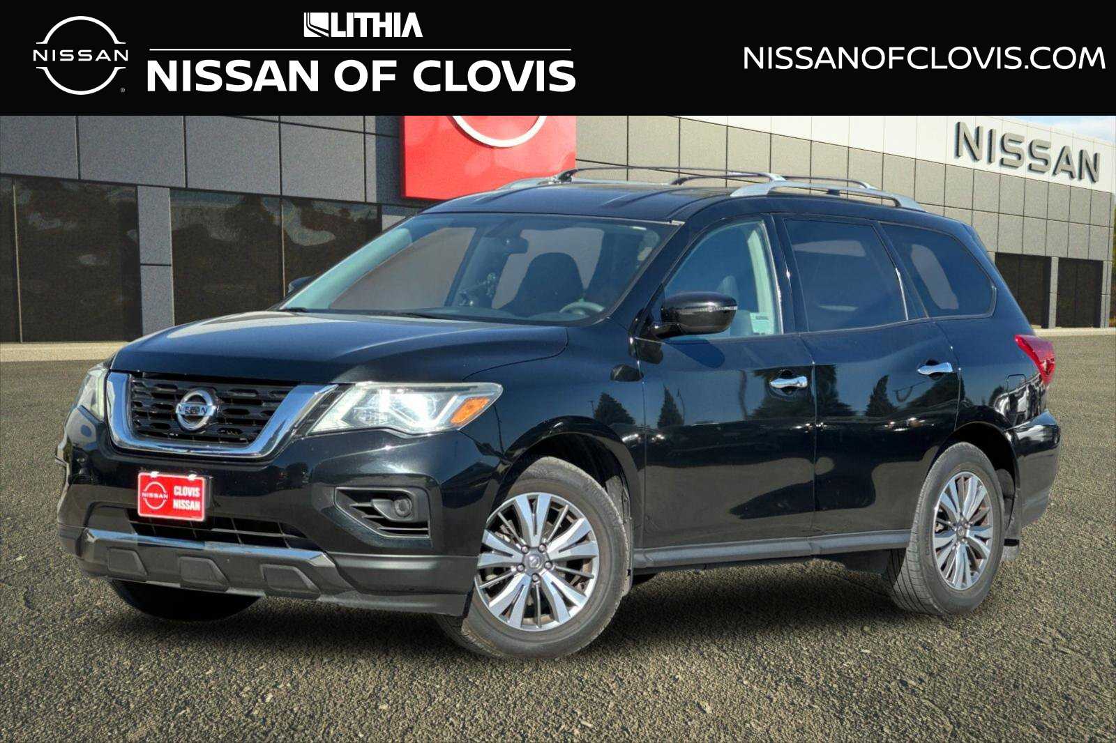 2020 Nissan Pathfinder S