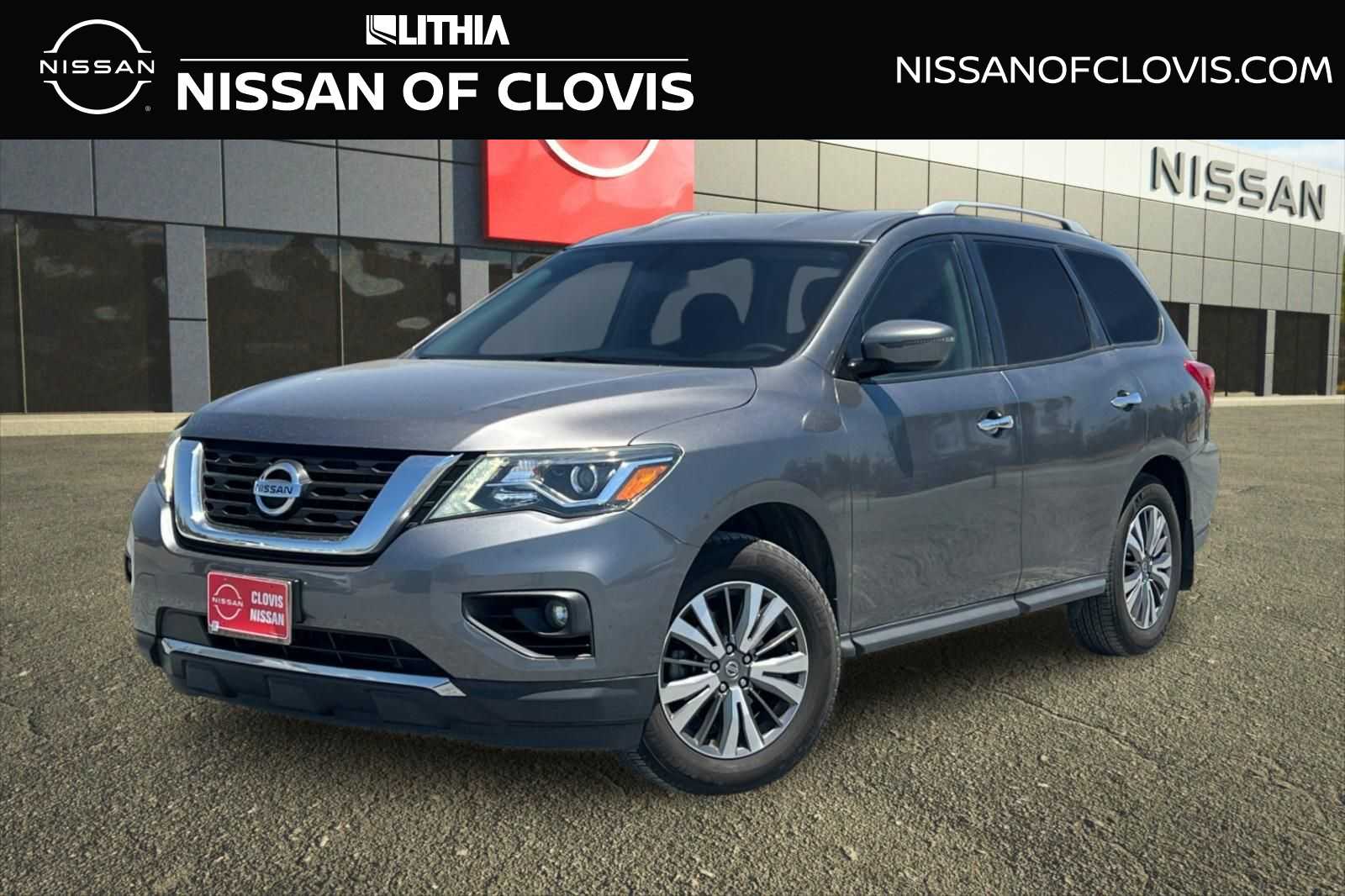 2019 Nissan Pathfinder SV