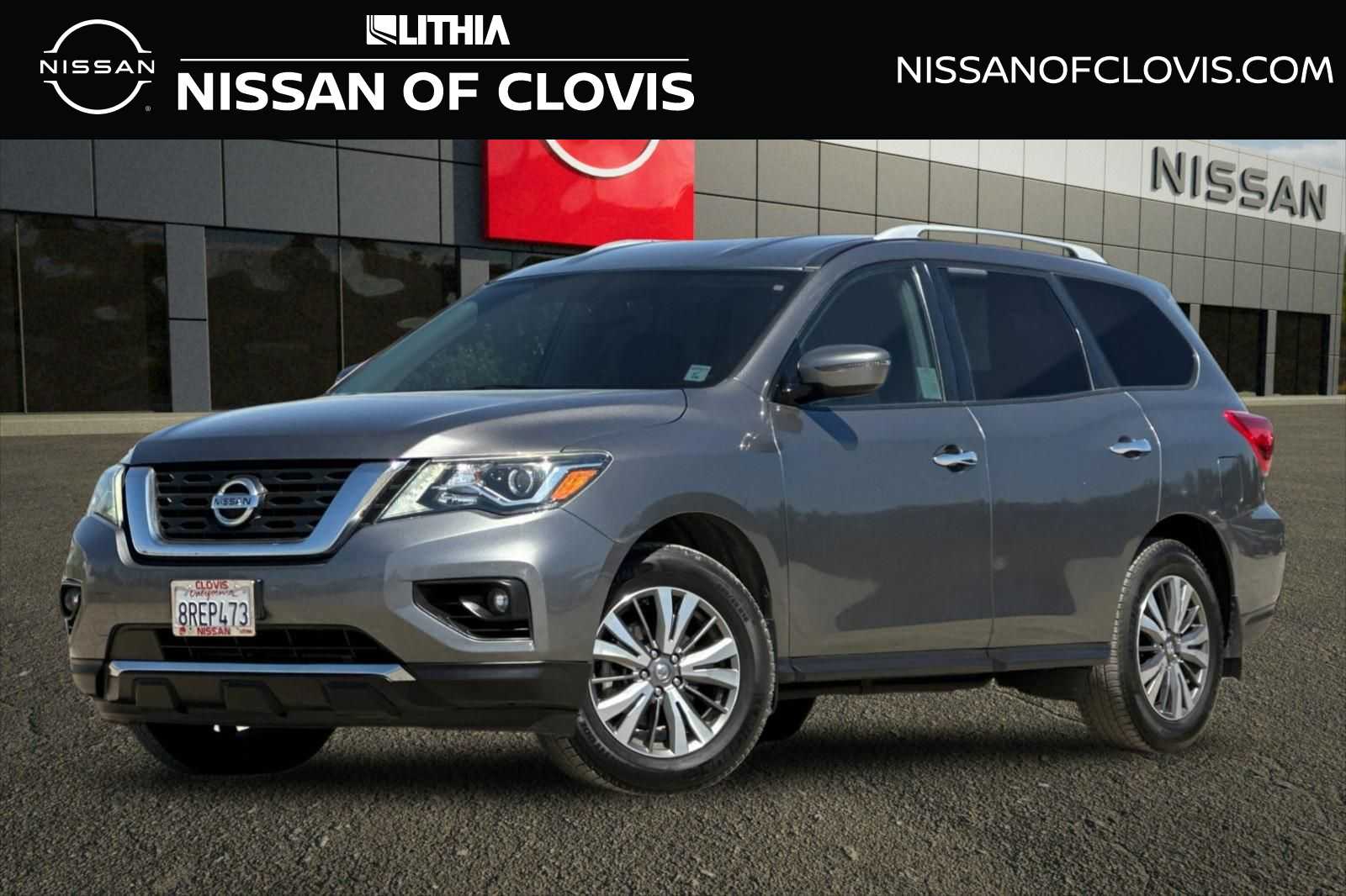 2019 Nissan Pathfinder SV