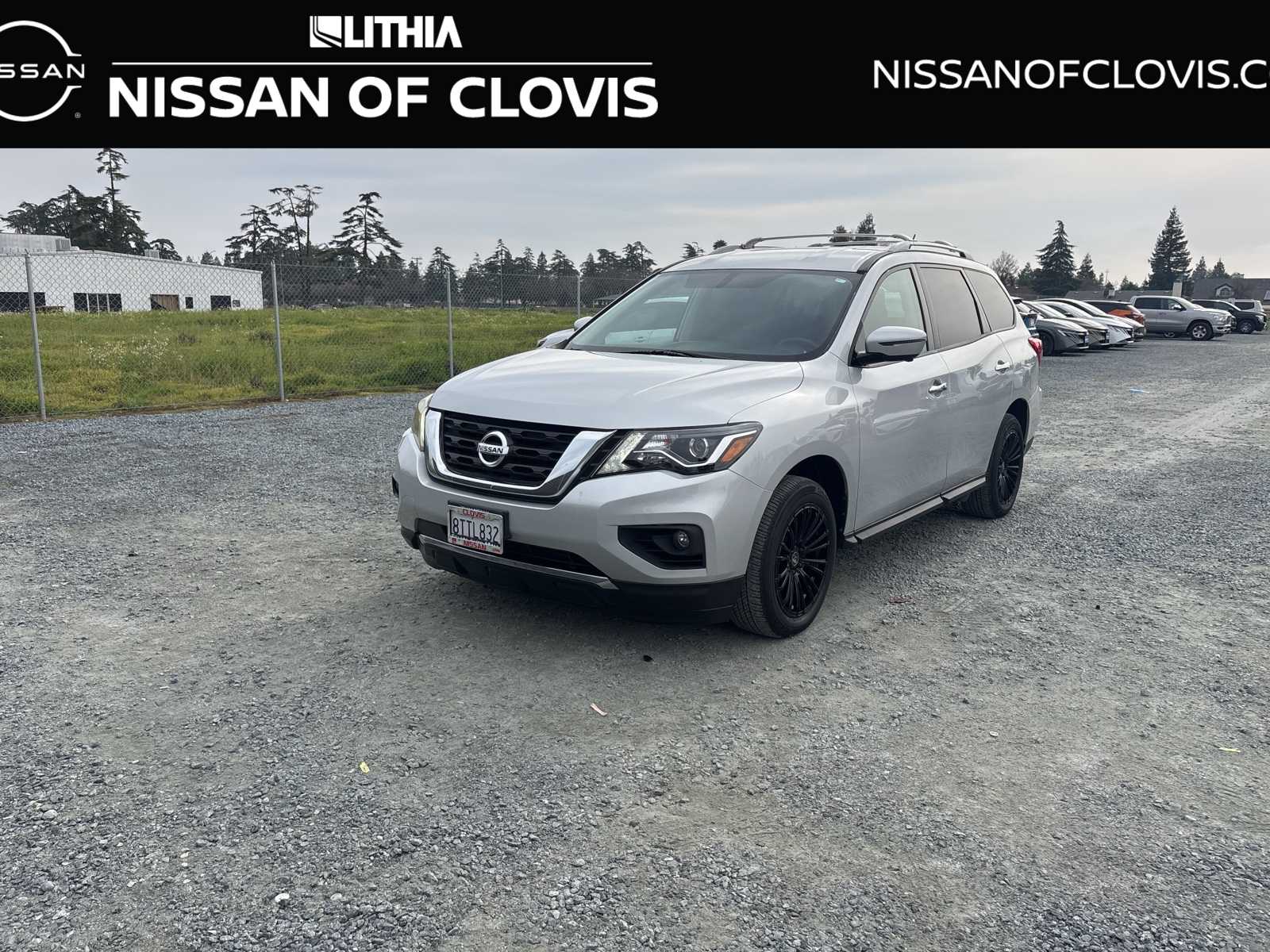 2018 Nissan Pathfinder SL