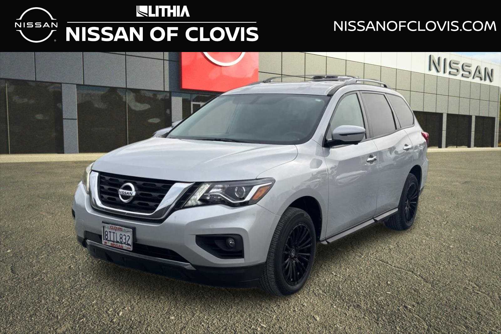 2018 Nissan Pathfinder SL