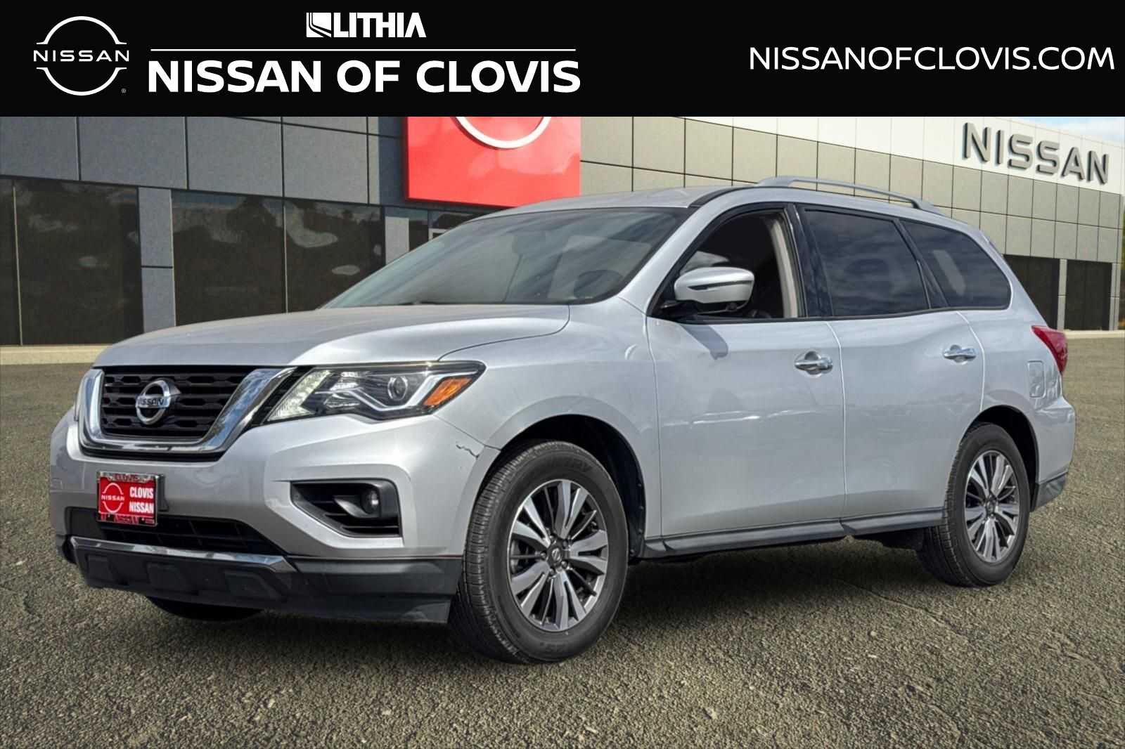 2018 Nissan Pathfinder SL
