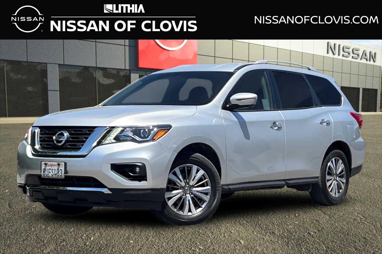 2019 Nissan Pathfinder SL