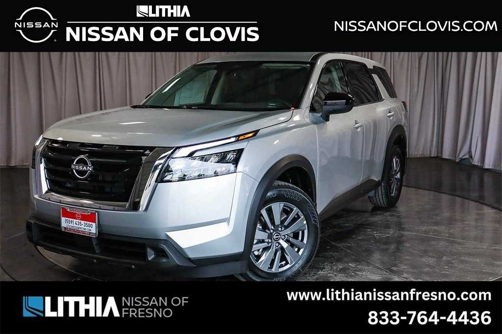 2025 Nissan Pathfinder S