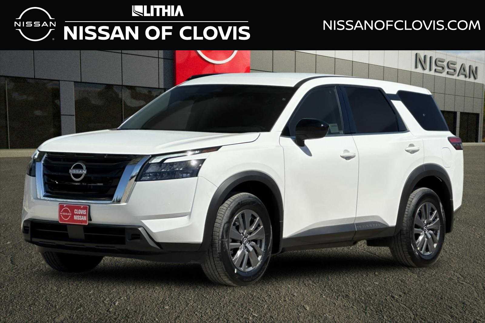2025 Nissan Pathfinder S