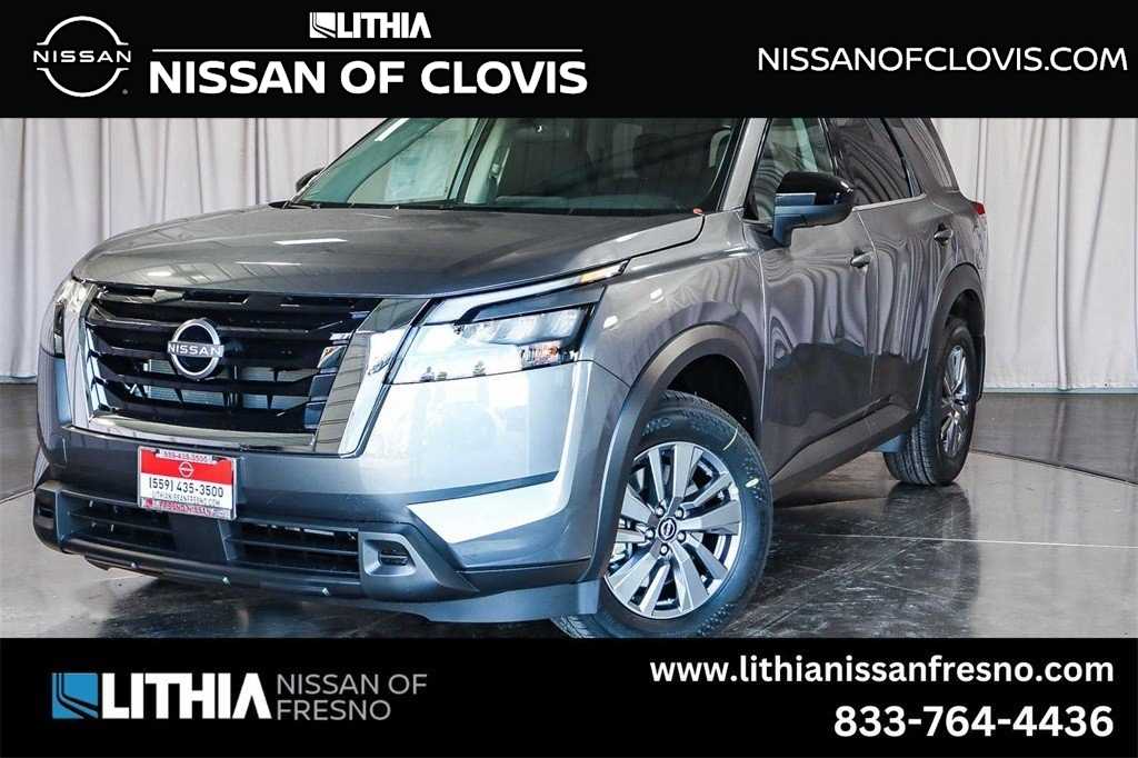 2025 Nissan Pathfinder S