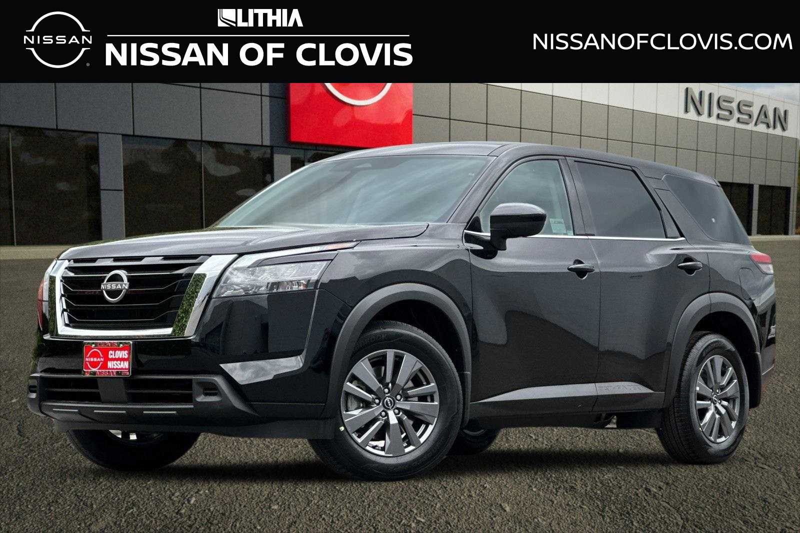 2025 Nissan Pathfinder S