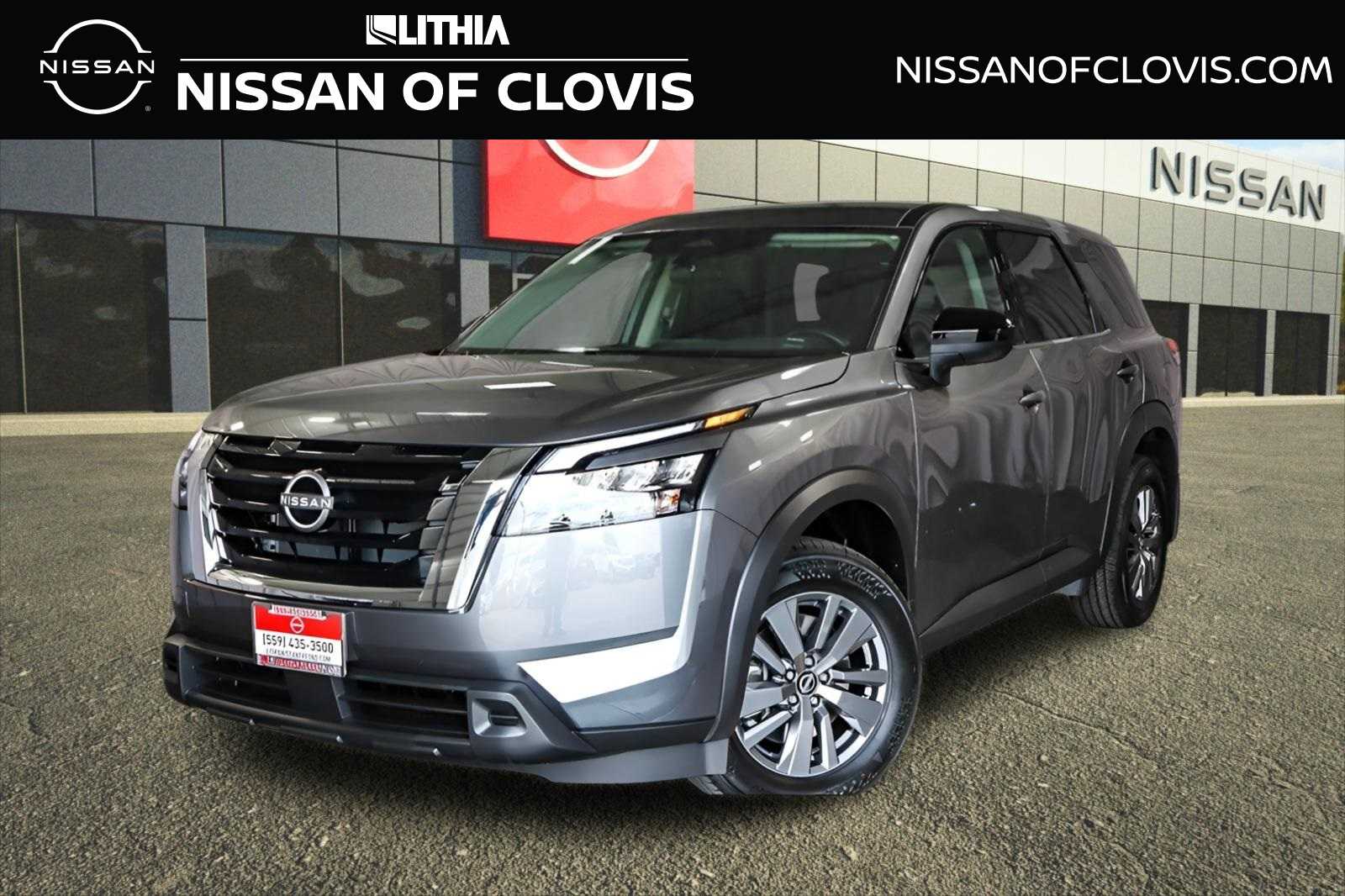 2025 Nissan Pathfinder S