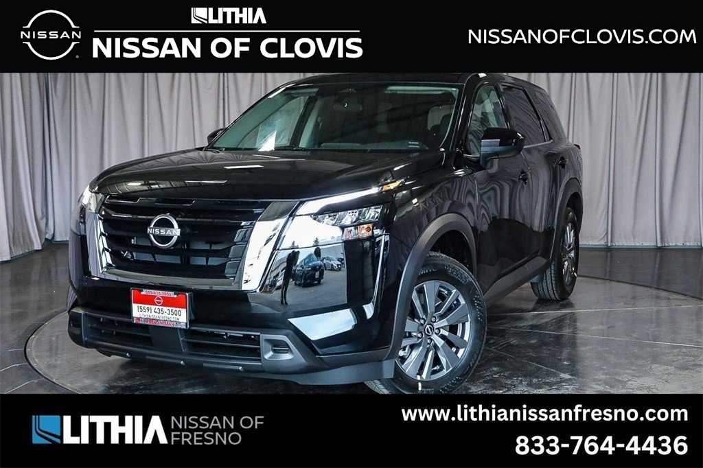 2025 Nissan Pathfinder S