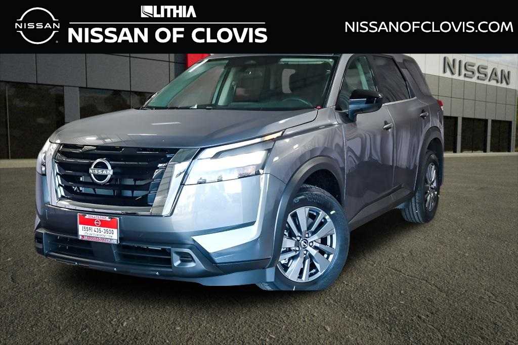 2025 Nissan Pathfinder S