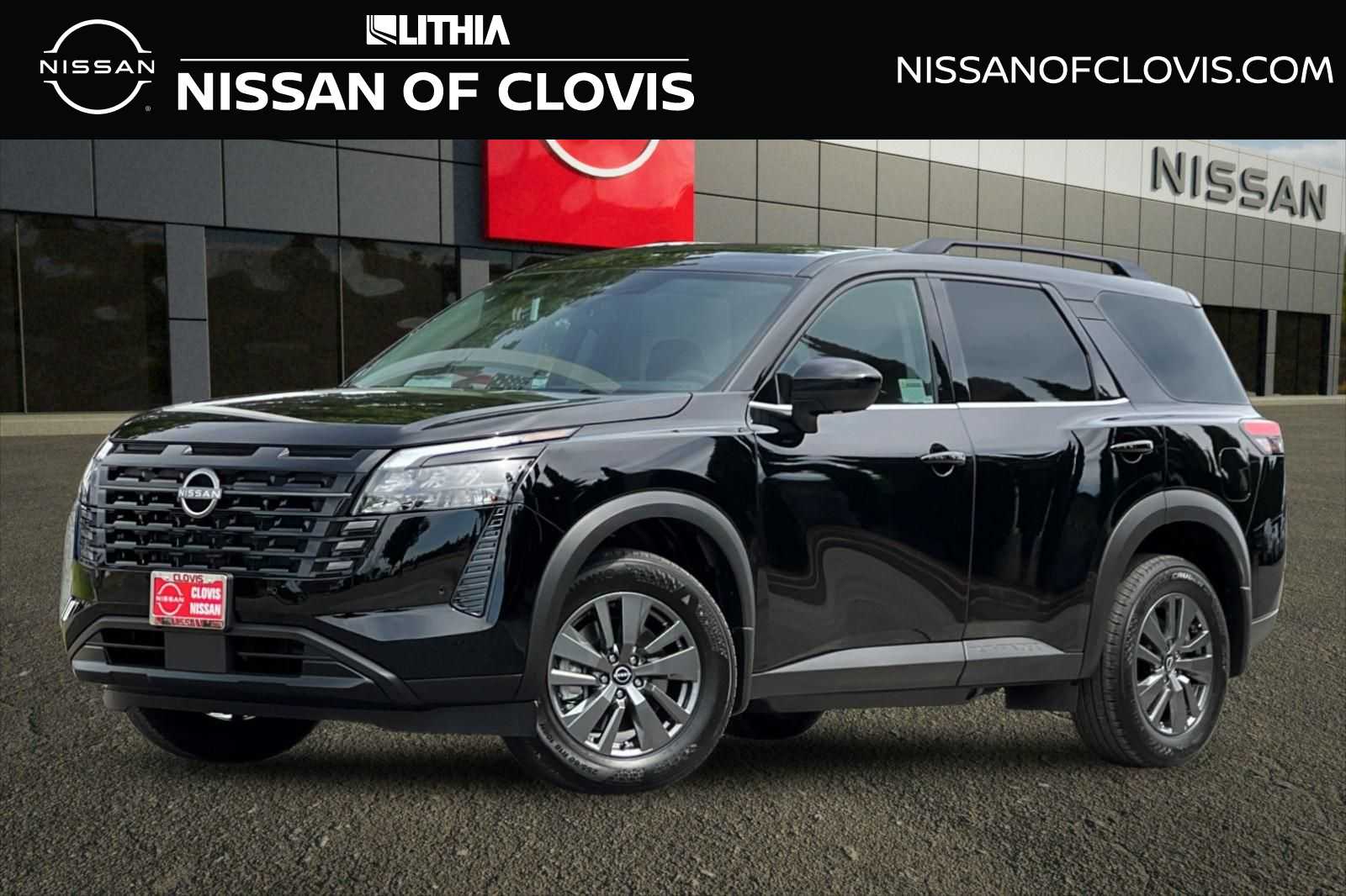 2026 Nissan Pathfinder SV