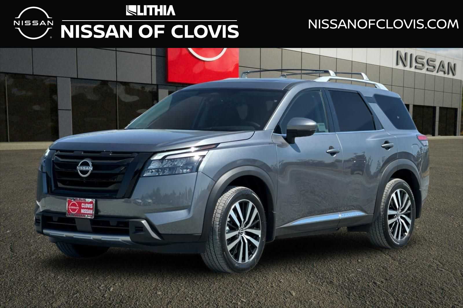 2025 Nissan Pathfinder Platinum FWD