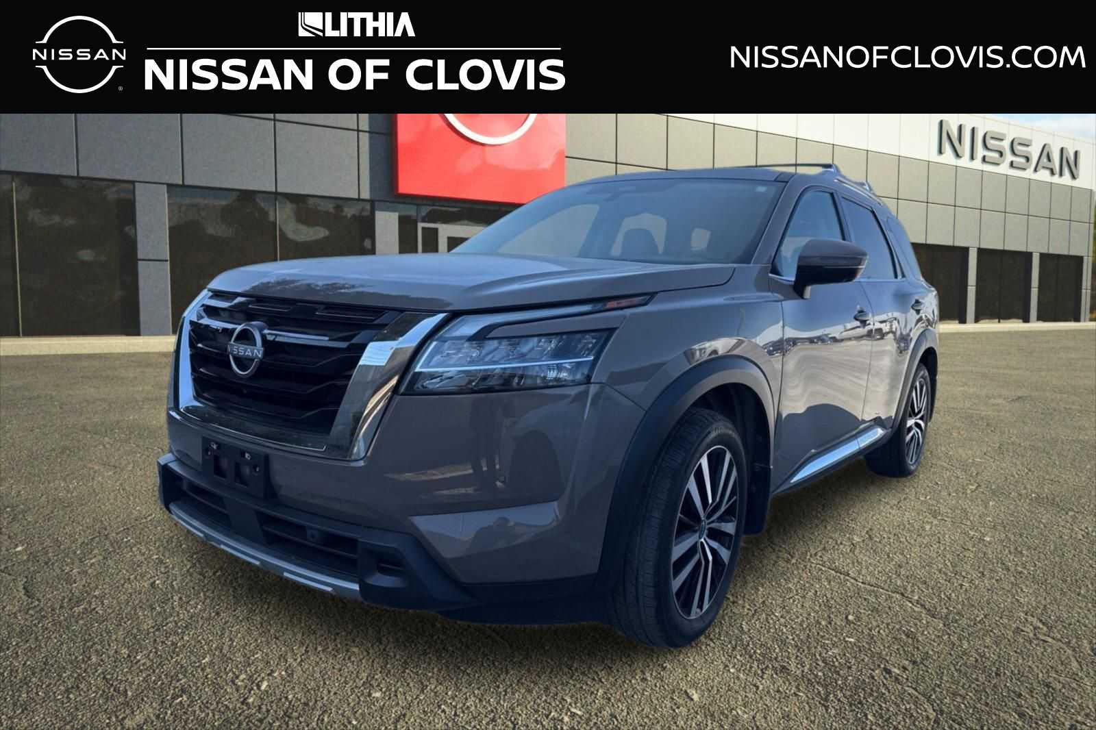 2024 Nissan Pathfinder Platinum