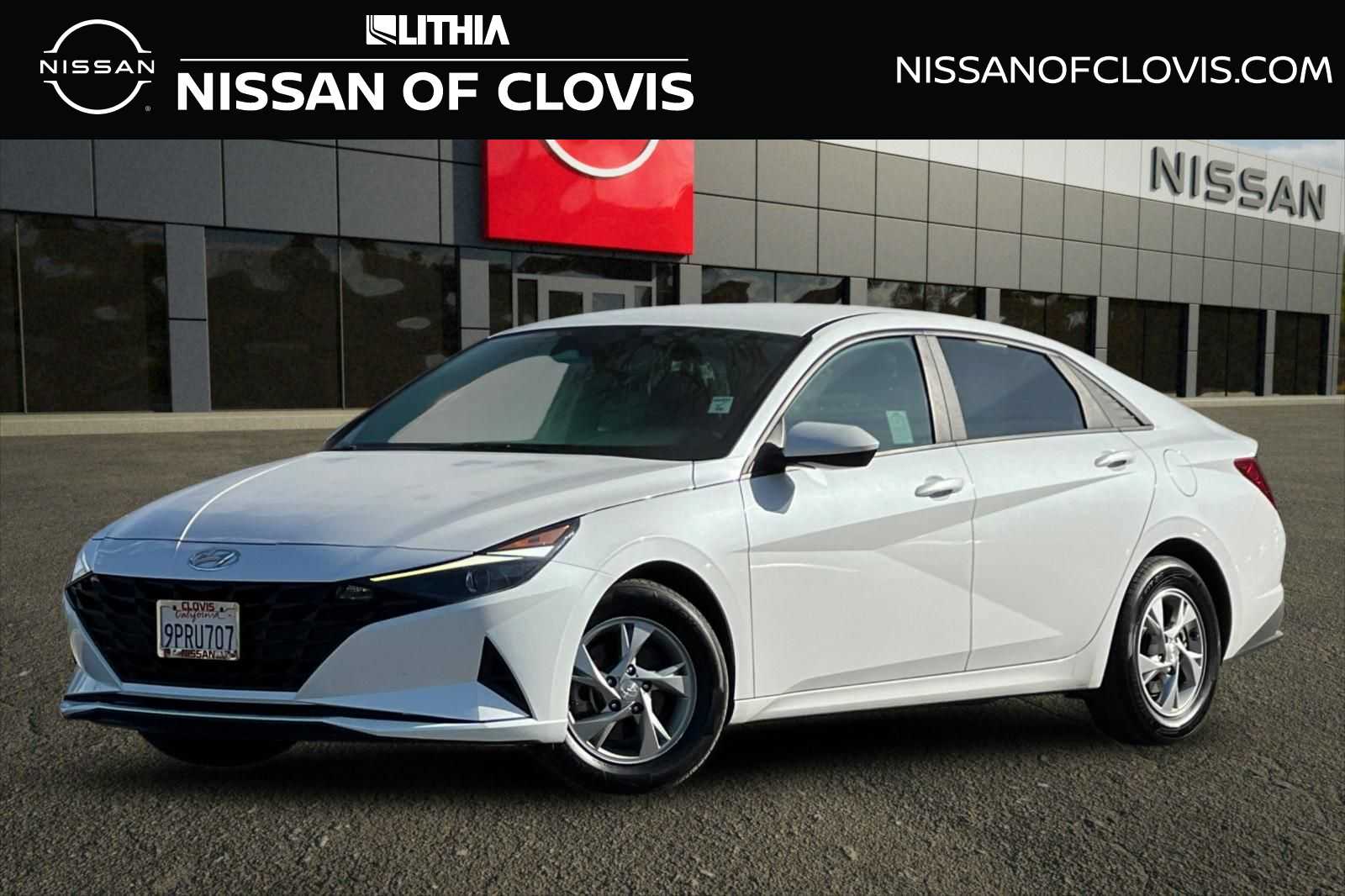 2022 Hyundai Elantra SE