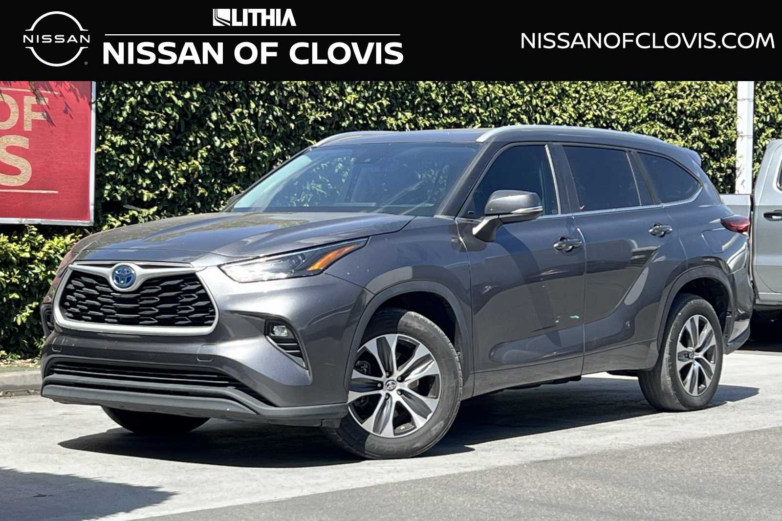2023 Toyota Highlander Hybrid XLE