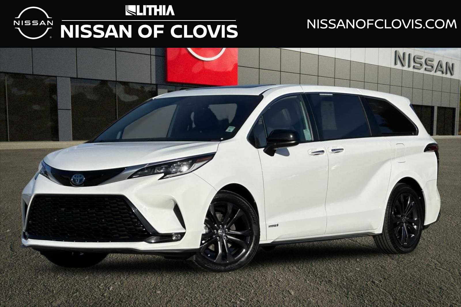 2021 Toyota Sienna XSE 7-Passenger FWD