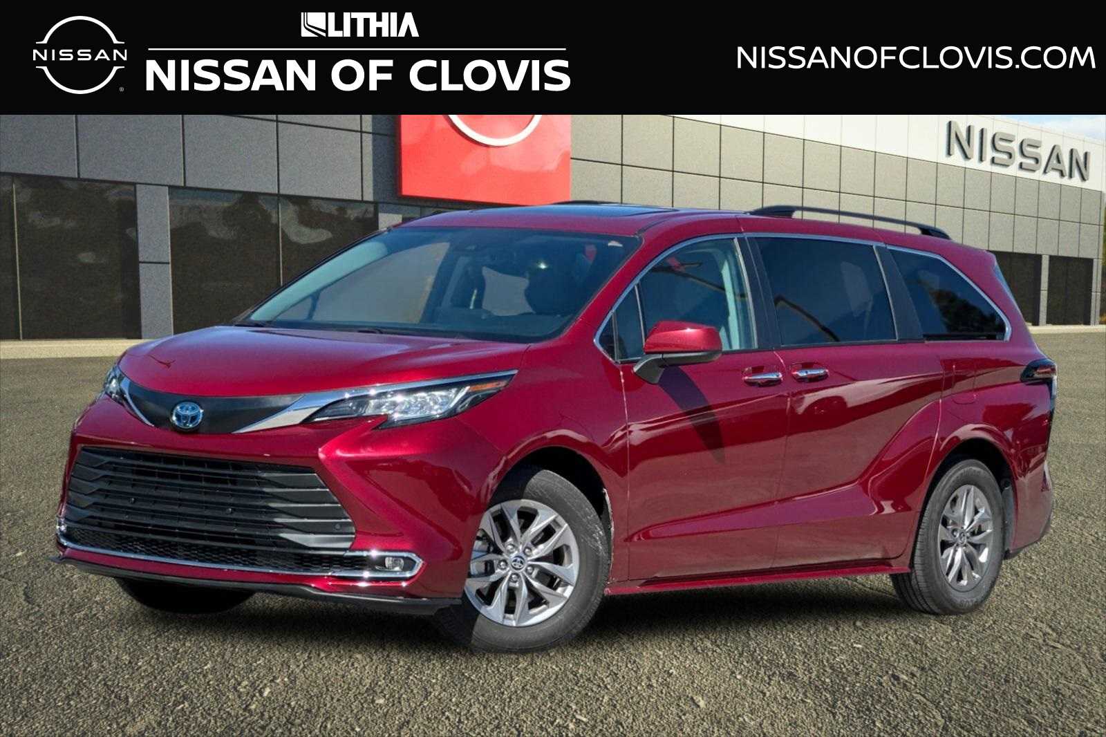 2023 Toyota Sienna XLE