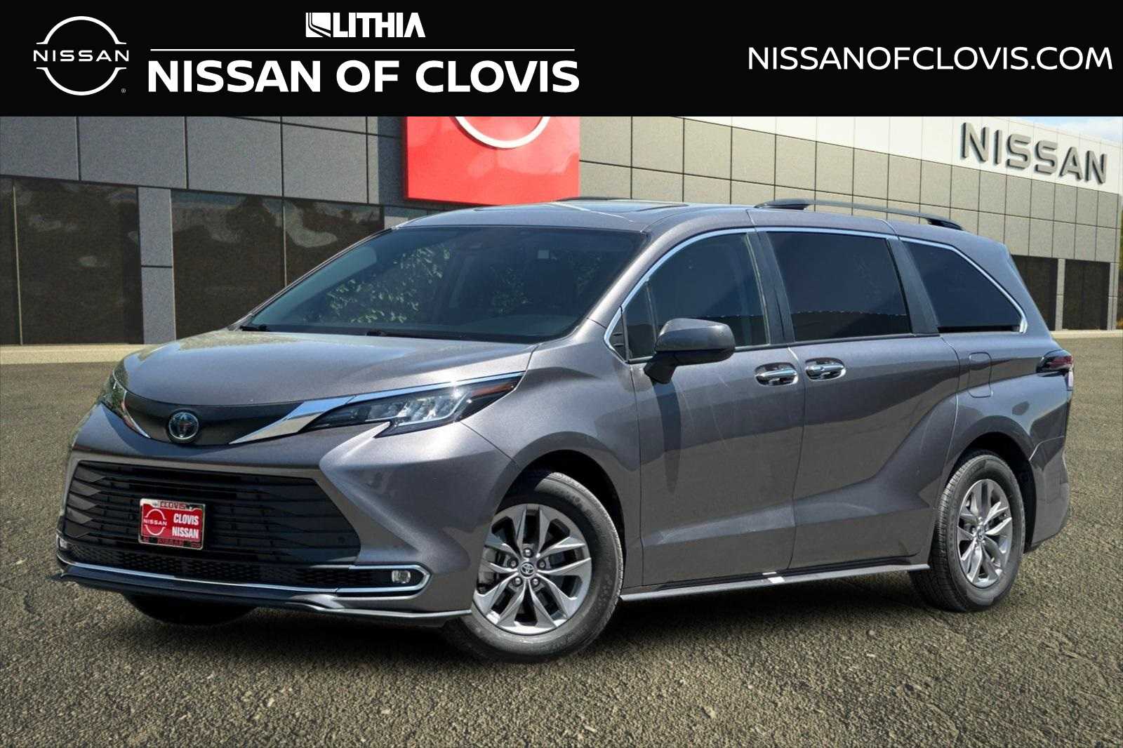 2023 Toyota Sienna XLE