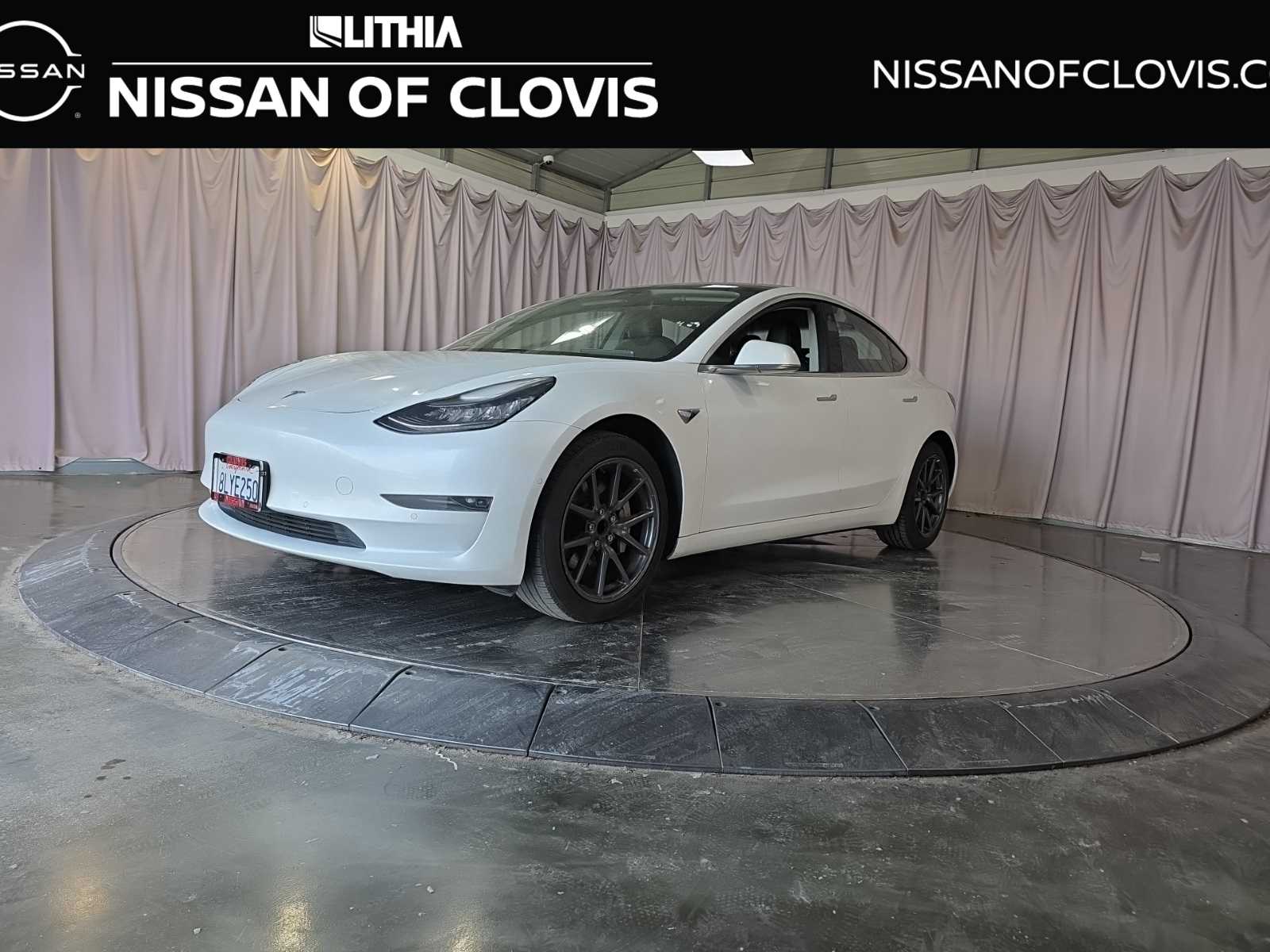 2019 Tesla Model 3 Base's photo