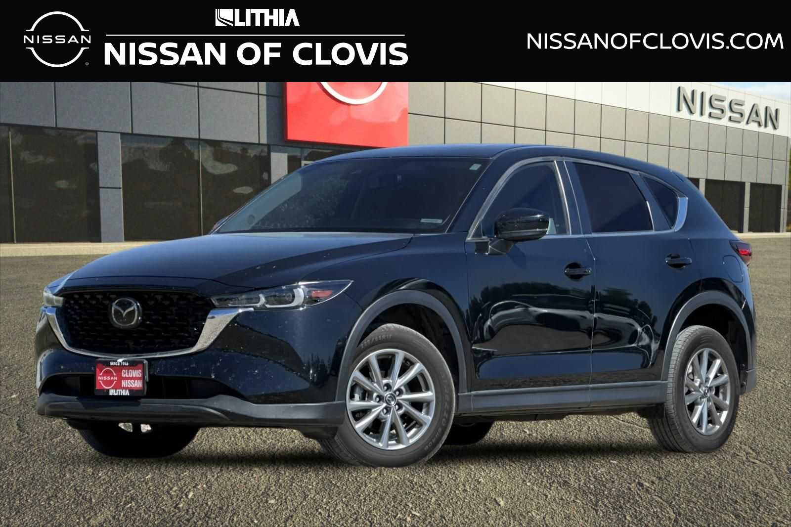 2022 Mazda CX-5 S Preferred package Auto AWD's photo