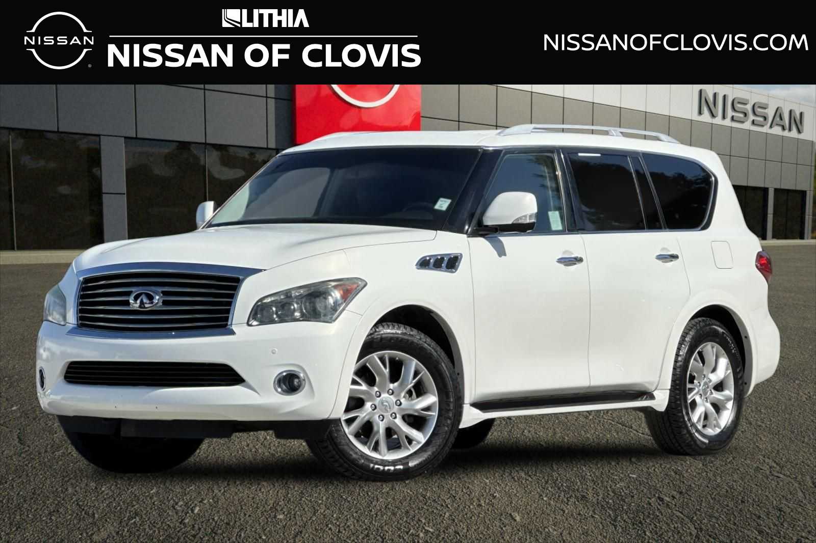 2012 INFINITI QX56 8-passenger