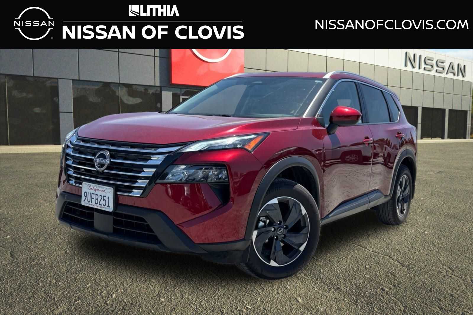 2025 Nissan Rogue SV FWD's photo