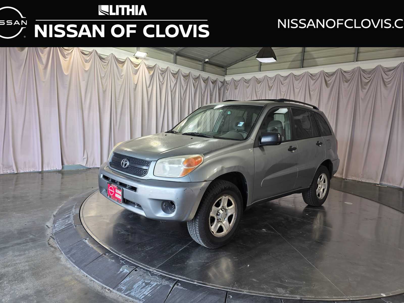 Everglade Metallic 2004 Toyota RAV4 Base SUV / Crossover Front-Wheel Drive Automatic
