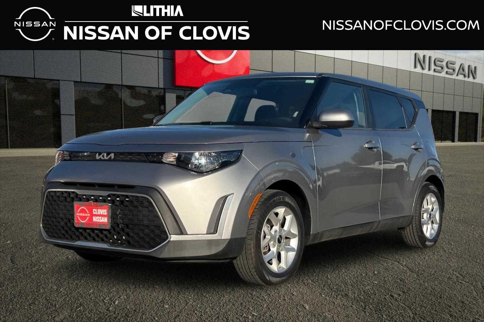 2023 Kia Soul LX's photo