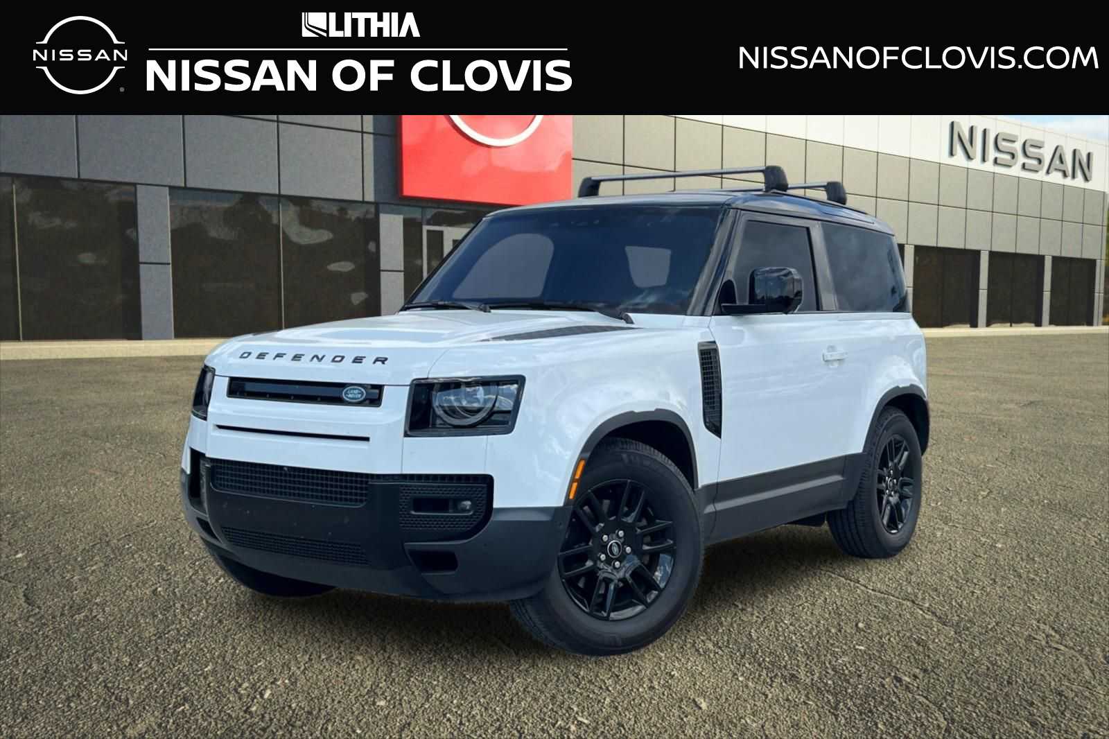 2022 Land Rover Defender S's photo