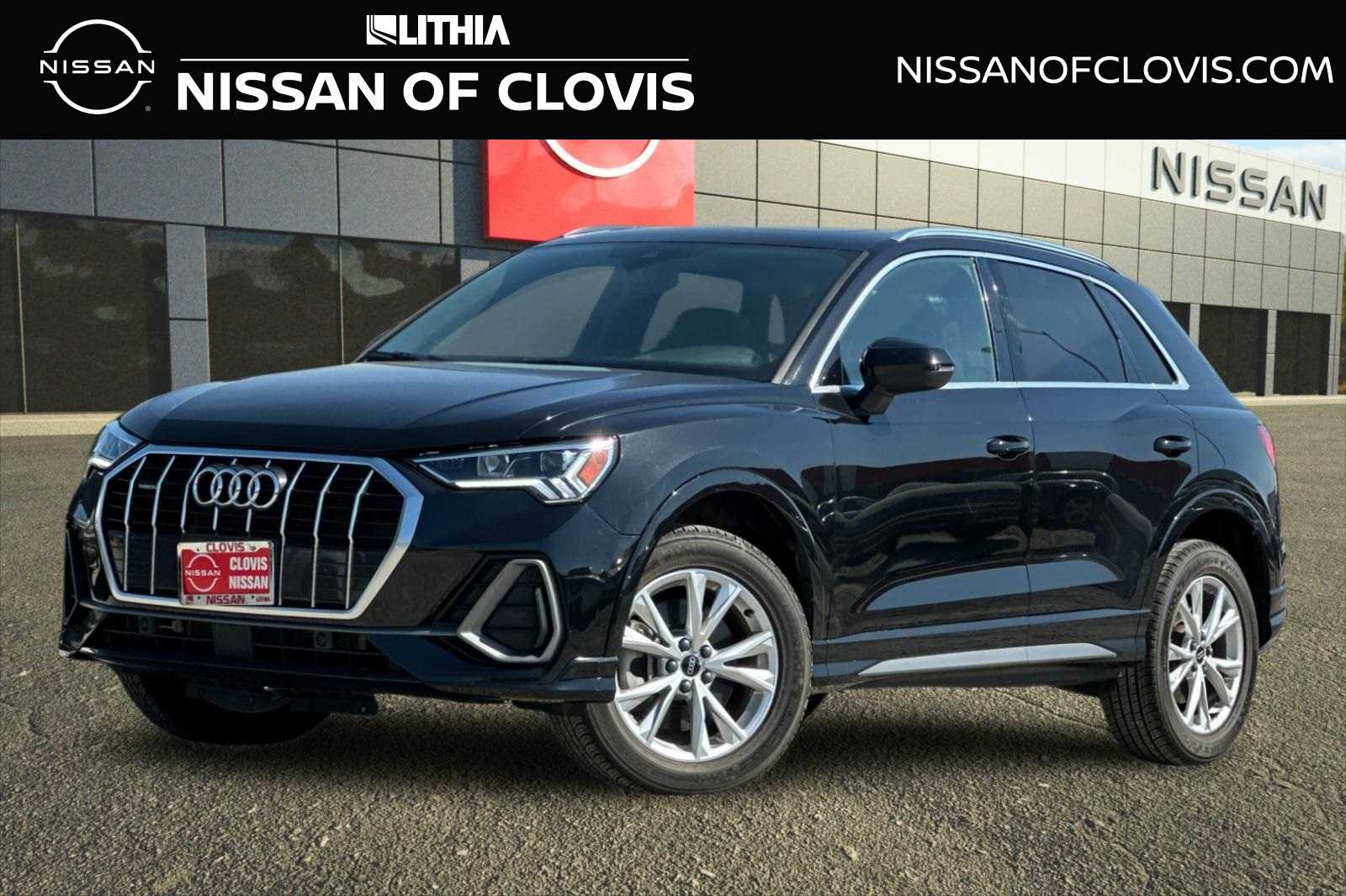2023 Audi Q3 S line Premium
