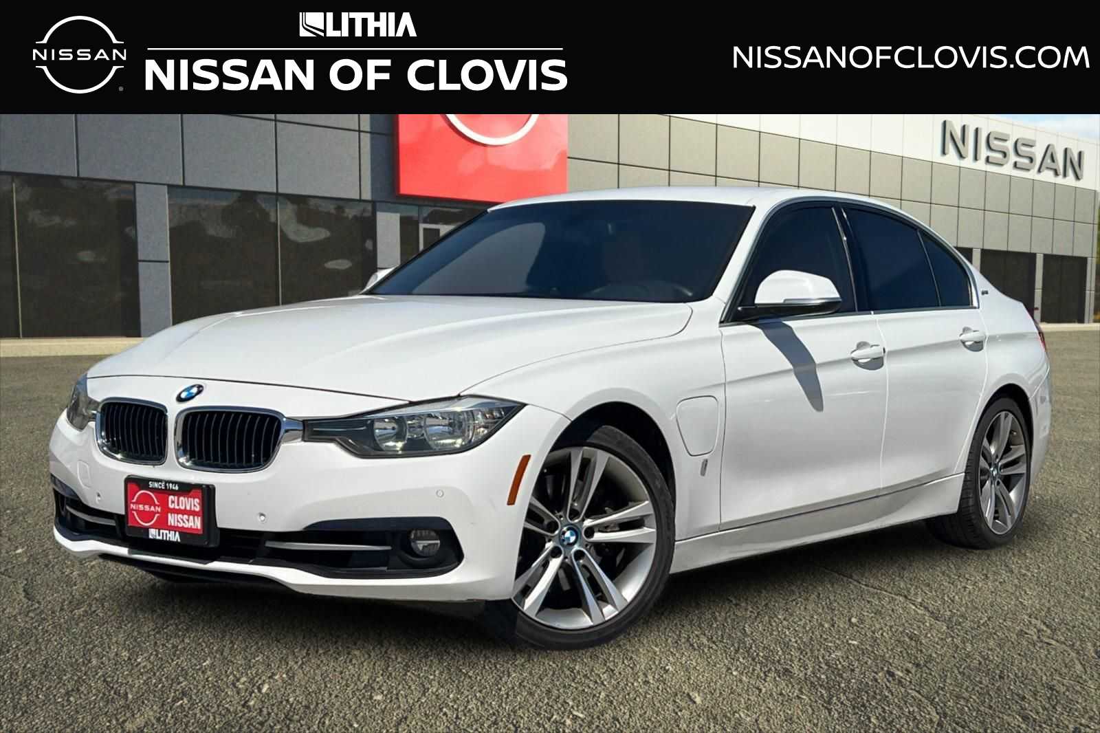 2017 BMW 330e iPerformance 330e iPerformance
