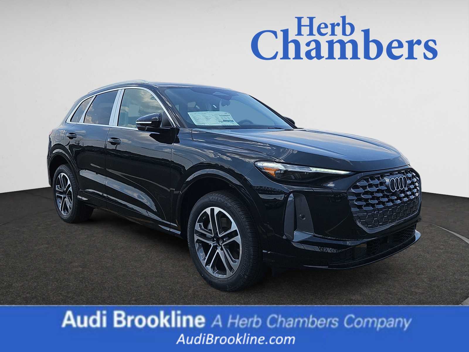 2025 Audi New Q5 Premium Plus's photo